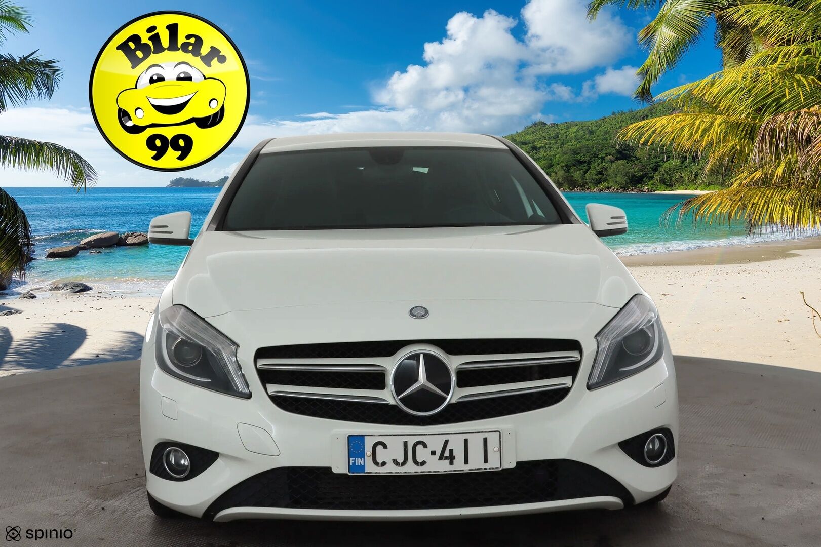 Mercedes-Benz A 2013 180 BE * Xenon / Lohko / Puolinahat / Bluetooth / Hyvät huollot * - Kahdet renkaat