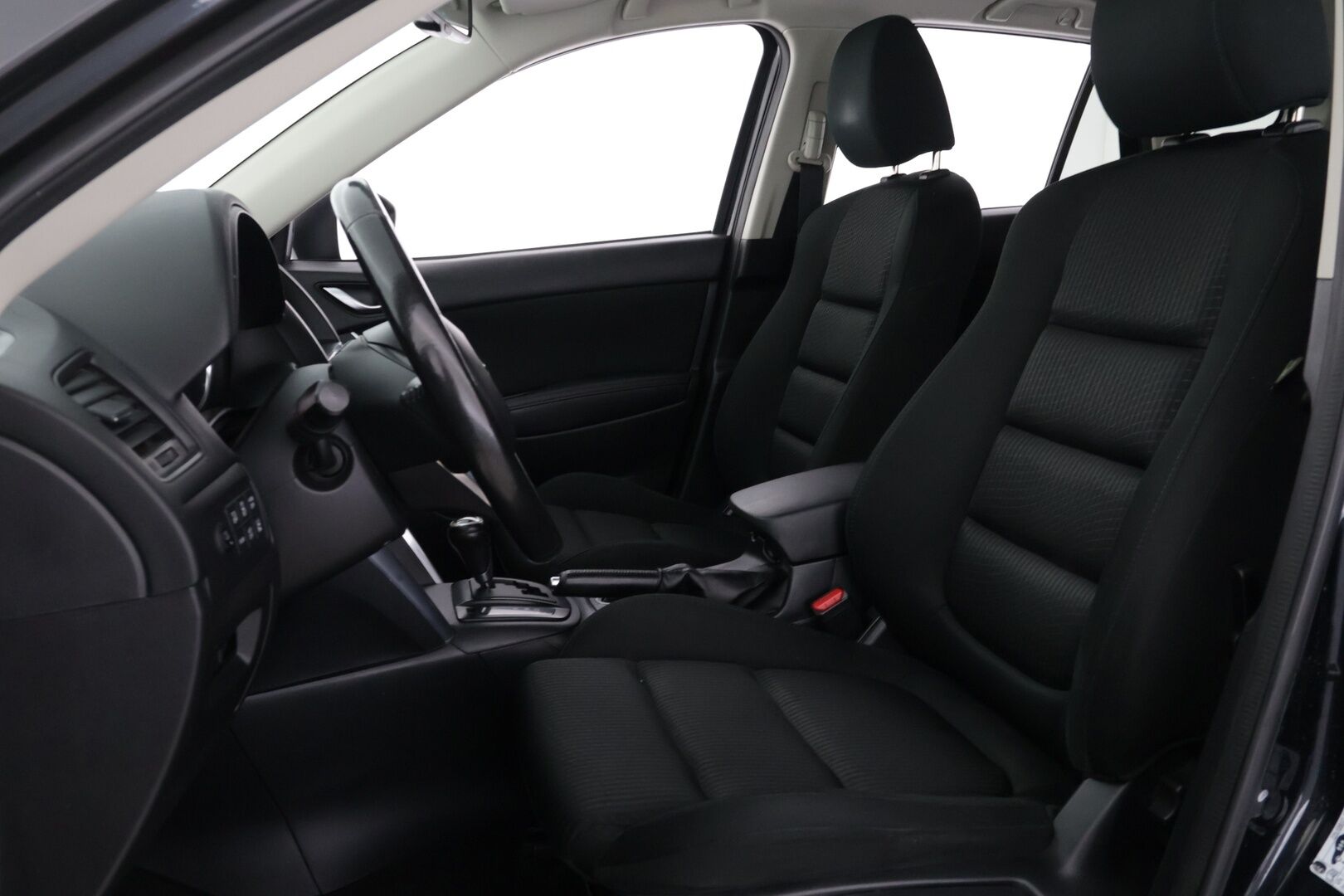 Mazda CX-5 2013 2,2 SKYACTIV-D Touring Business 6AT 5d AWD Q28 - | Yritys Outlet Myydään vain yrityksille! | Suomi-Auto | Vakkari | Lohkolämppäri | Navi | Tutkat | Koukku | 
