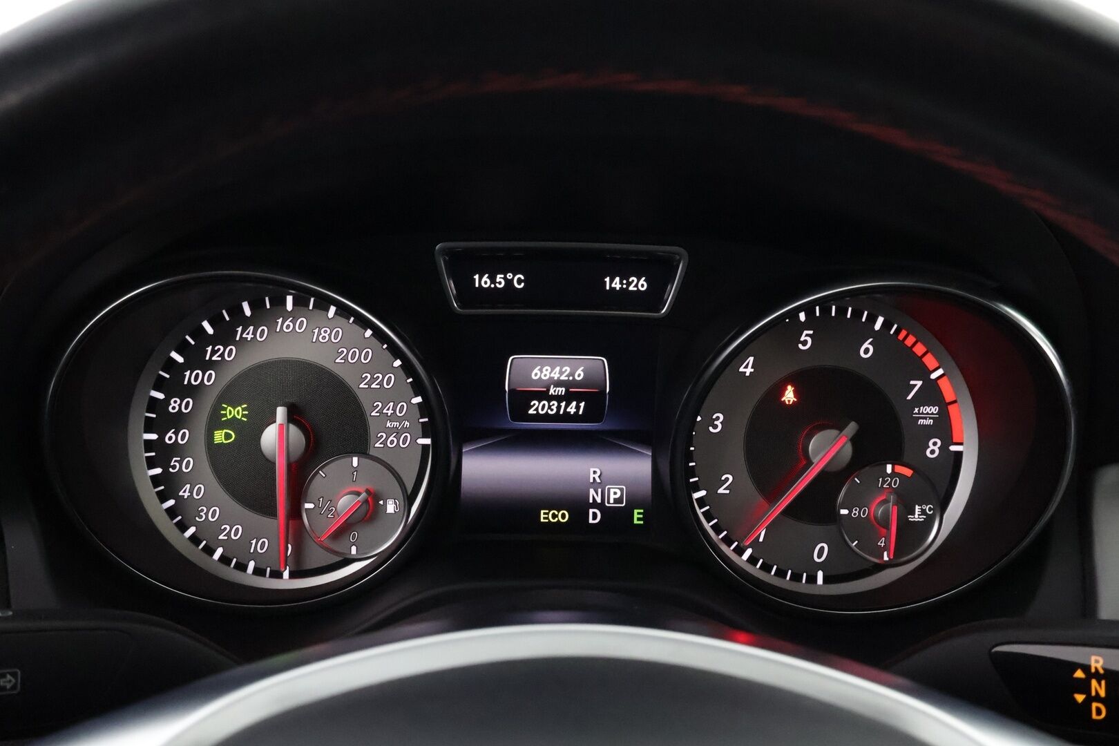 Mercedes-Benz CLA 2013 200 BE A Premium Business AMG * Panorama / Nahka-Alcantara / Night / Bi-Xenon / Lohko & Sisäpistoke - Tulossa Myyntiin! - HULLUT VÄLIPÄIVÄT KORKOTARJOUS 2,49%