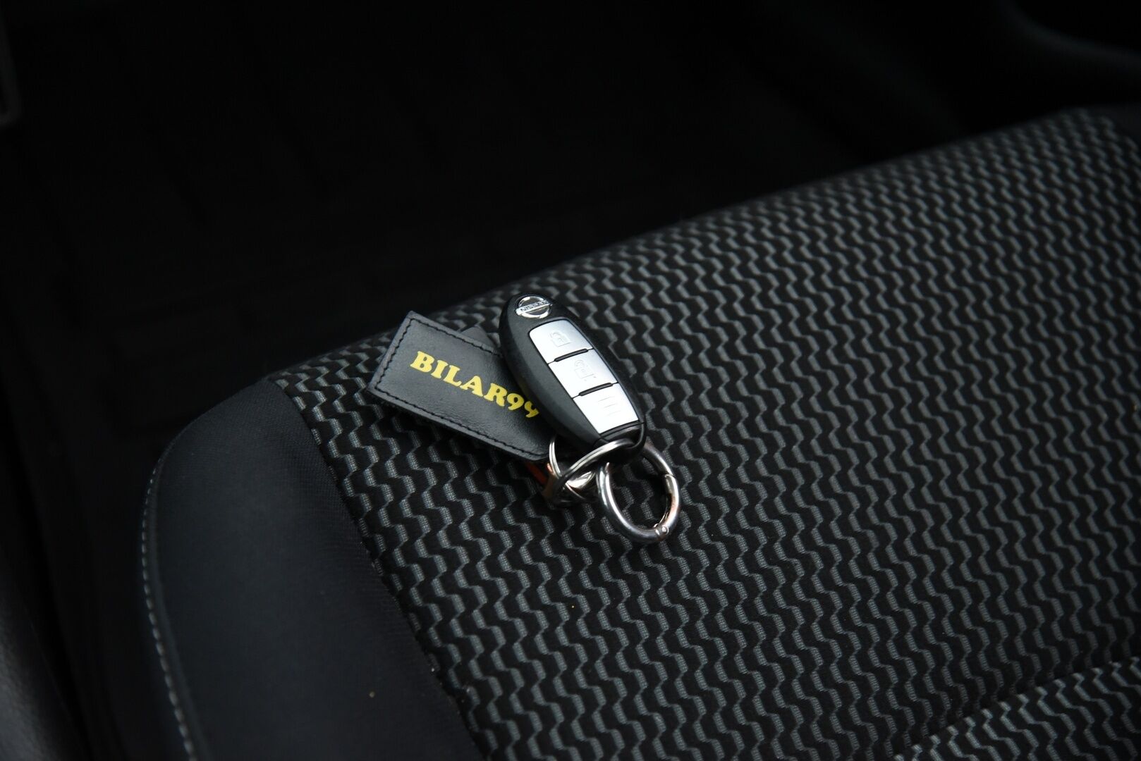 Nissan Pulsar 2015 DIG-T 115 Business 360 Xtronic / Suomi auto / Vakkari / 360 / Blis - Jakoketju juuri vaihdettu! / Lohko- + sisätilalämmitin / 2x renkaat / Huoltokirja