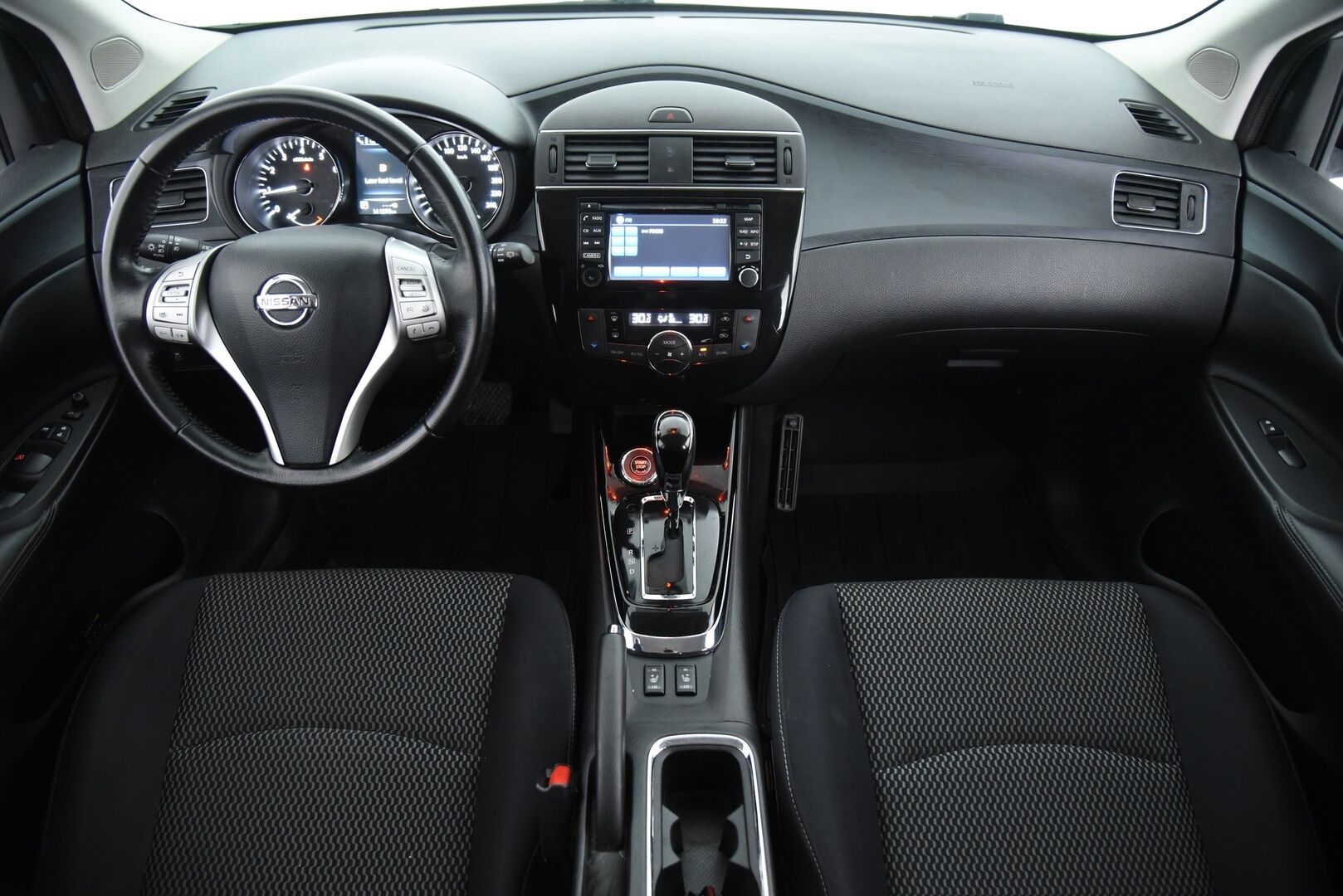 Nissan Pulsar 2015 DIG-T 115 Business 360 Xtronic / Suomi auto / Vakkari / 360 / Blis - Jakoketju juuri vaihdettu! / Lohko- + sisätilalämmitin / 2x renkaat / Huoltokirja