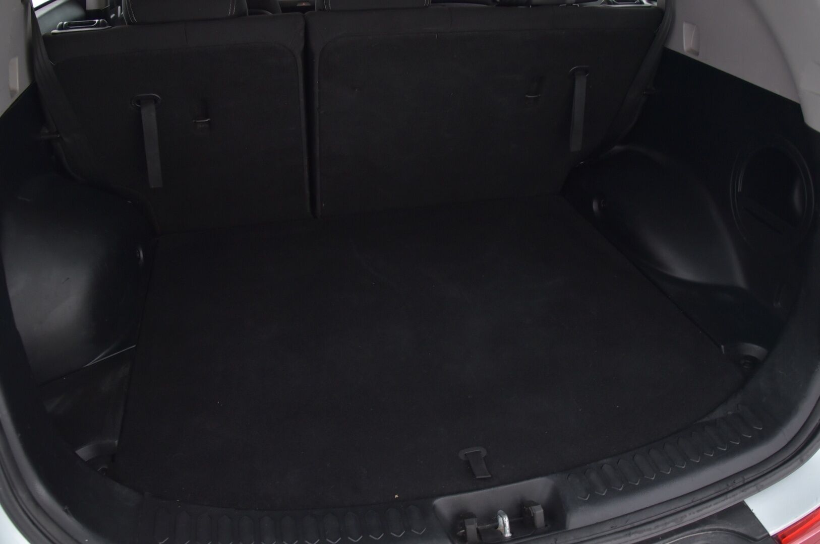 Kia Sportage 2014 2,0 AWD CRDi-R EX A/T * Ratinlämmitin / Lohkolämmitin / Koukku / Suomi-auto *