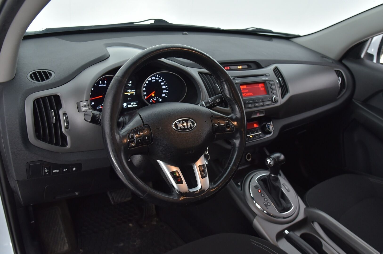 Kia Sportage 2014 2,0 AWD CRDi-R EX A/T * Ratinlämmitin / Lohkolämmitin / Koukku / Suomi-auto *