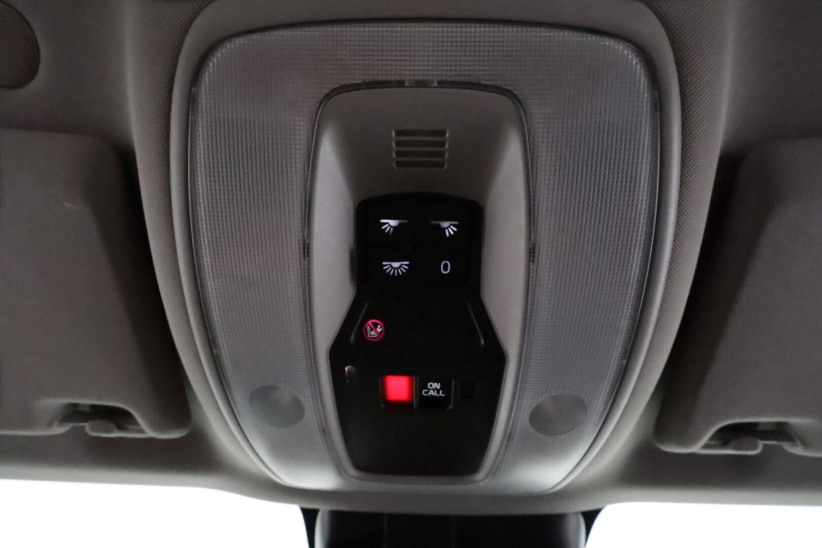 Volvo XC60 2014 D4 AWD Momentum aut **Vakkari / Webasto / Aktiiv. Bi-Xenon / Navi / Koukku / Sähköluukku / Muistipenkki** - Suomi-auto / Kahdet renkaat aluvanteilla