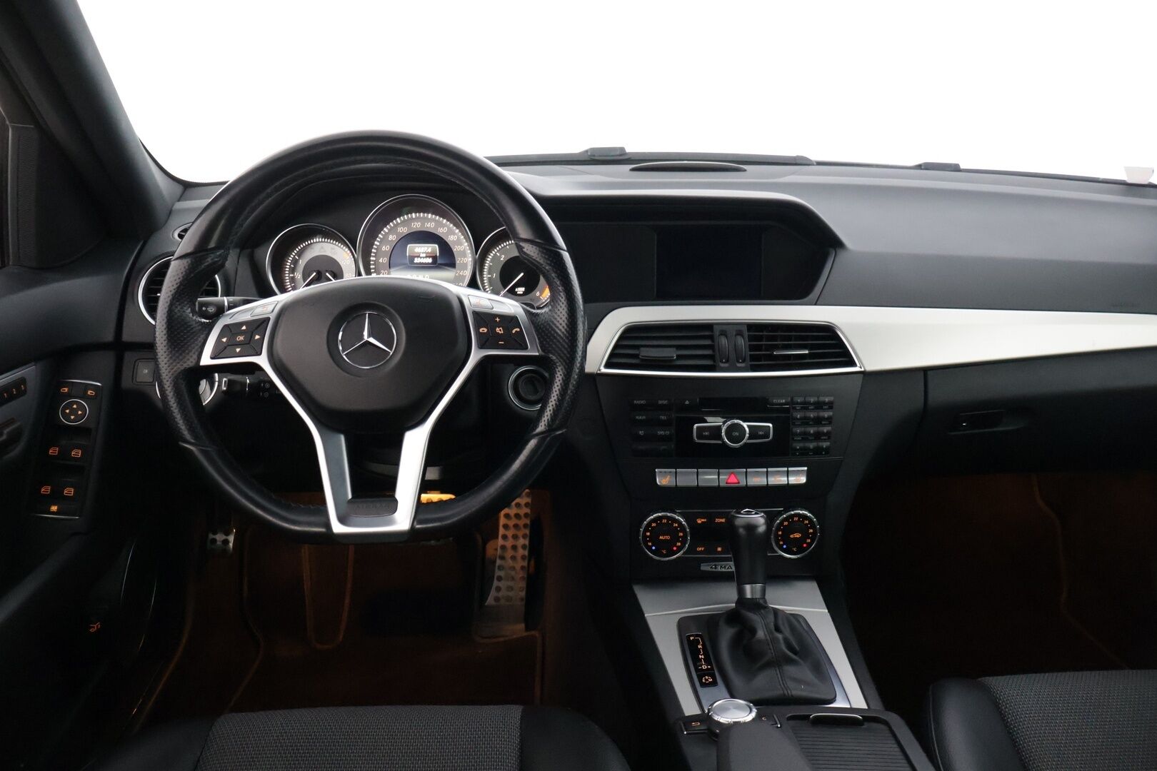 Mercedes-Benz C 2014 220 CDI BE T 4Matic A Premium Business *Webasto / Koukku / Vakkari / Navi* - Juuri saapunut!