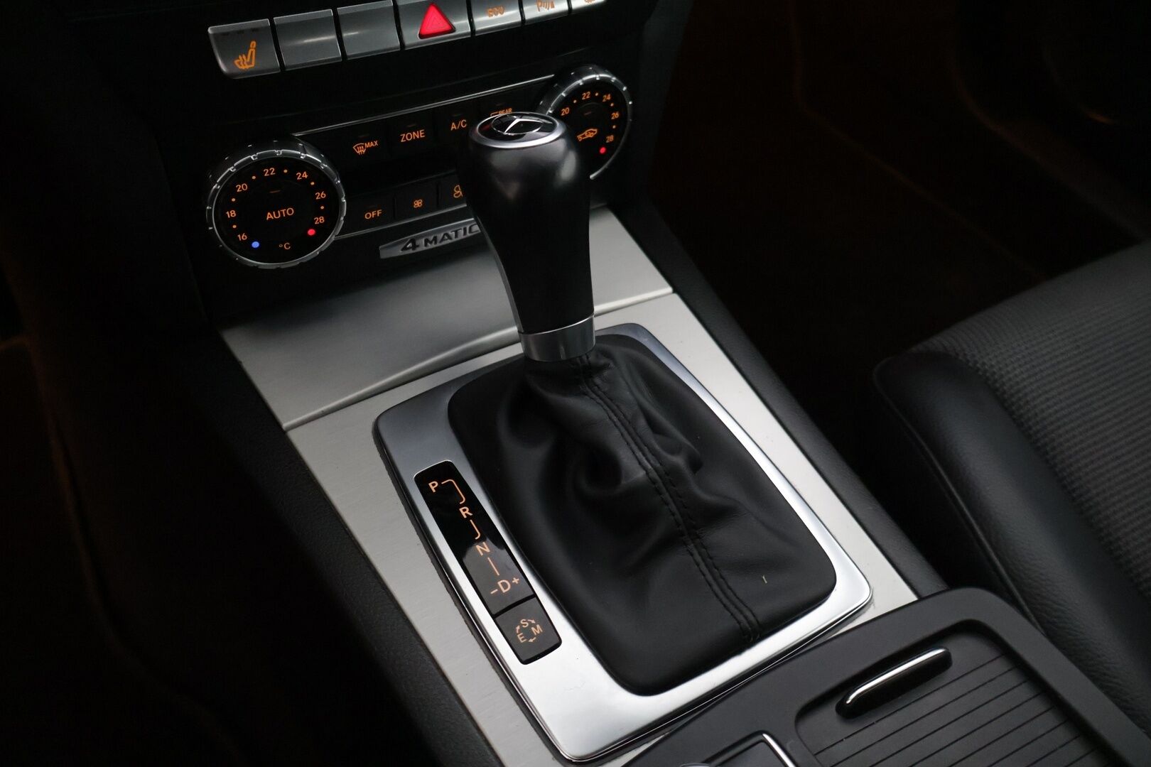 Mercedes-Benz C 2014 220 CDI BE T 4Matic A Premium Business *Webasto / Koukku / Vakkari / Navi* - Juuri saapunut!