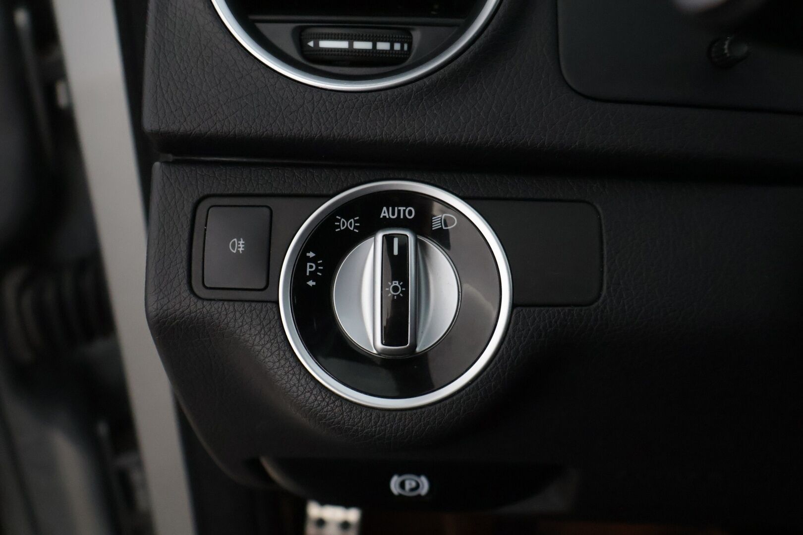 Mercedes-Benz C 2014 220 CDI BE T 4Matic A Premium Business *Webasto / Koukku / Vakkari / Navi* - Juuri saapunut!