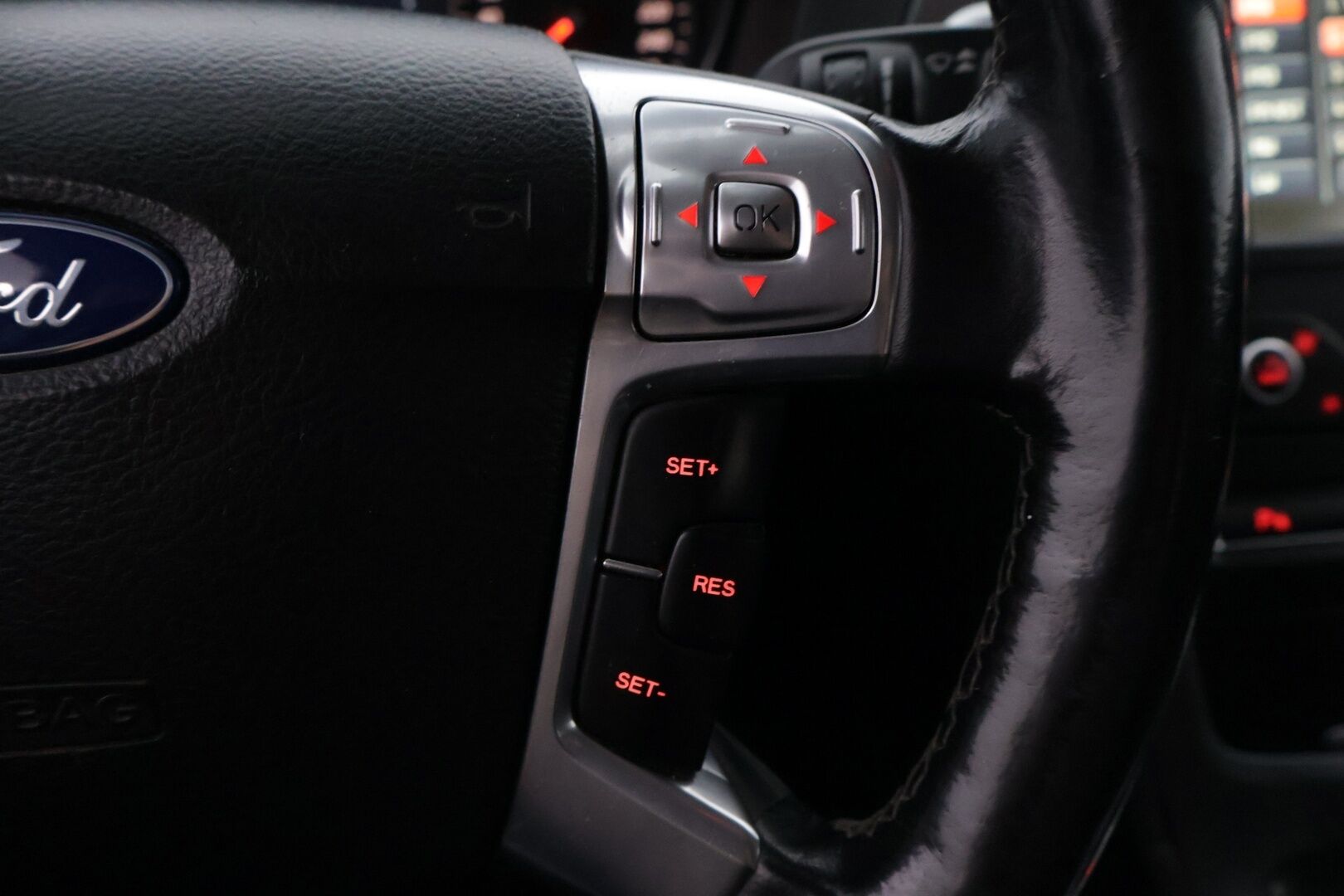 Ford Mondeo 2014 2,0 TDCi 140hv PowerShift Titanium Business A6 Wagon *Myydään huutokaupat.com*