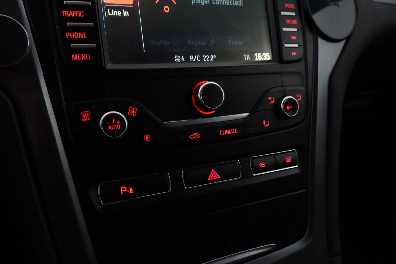 Ford Mondeo 2014 2,0 TDCi 140hv PowerShift Titanium Business A6 Wagon *Myydään huutokaupat.com*