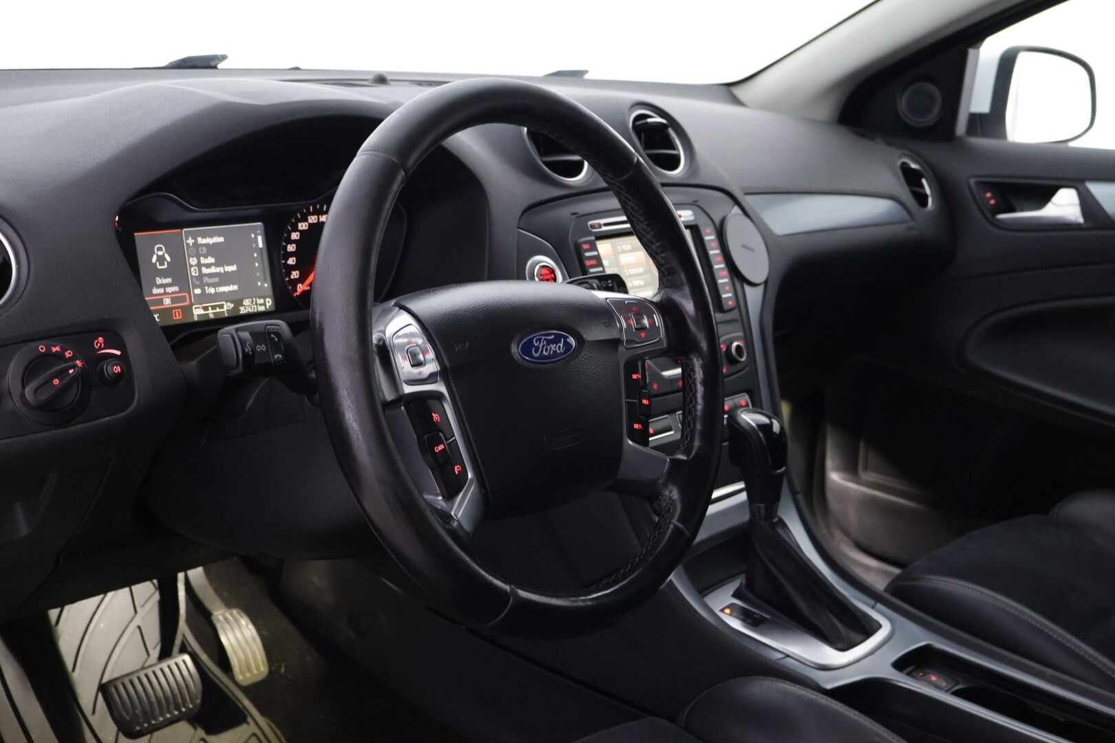 Ford Mondeo 2014 2,0 TDCi 140hv PowerShift Titanium Business A6 Wagon *Myydään huutokaupat.com*