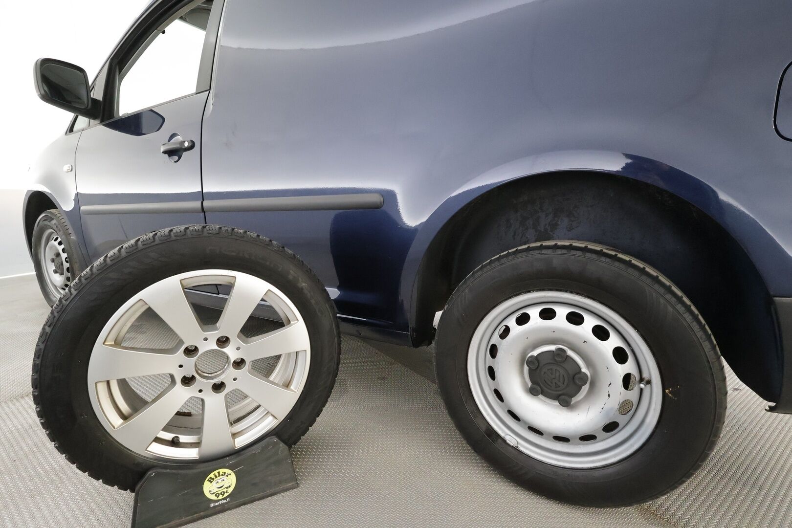 Volkswagen Caddy 2015 umpipakettiauto 1,6 TDI 75kW. BlueMotion Technology * Webasto / Suomi-auto / Bluetooth / Huoltokirja / Kahdet Renkaat * - HULLUT AVAJAISHULINAT KORKOTARJOUS 3,29 %