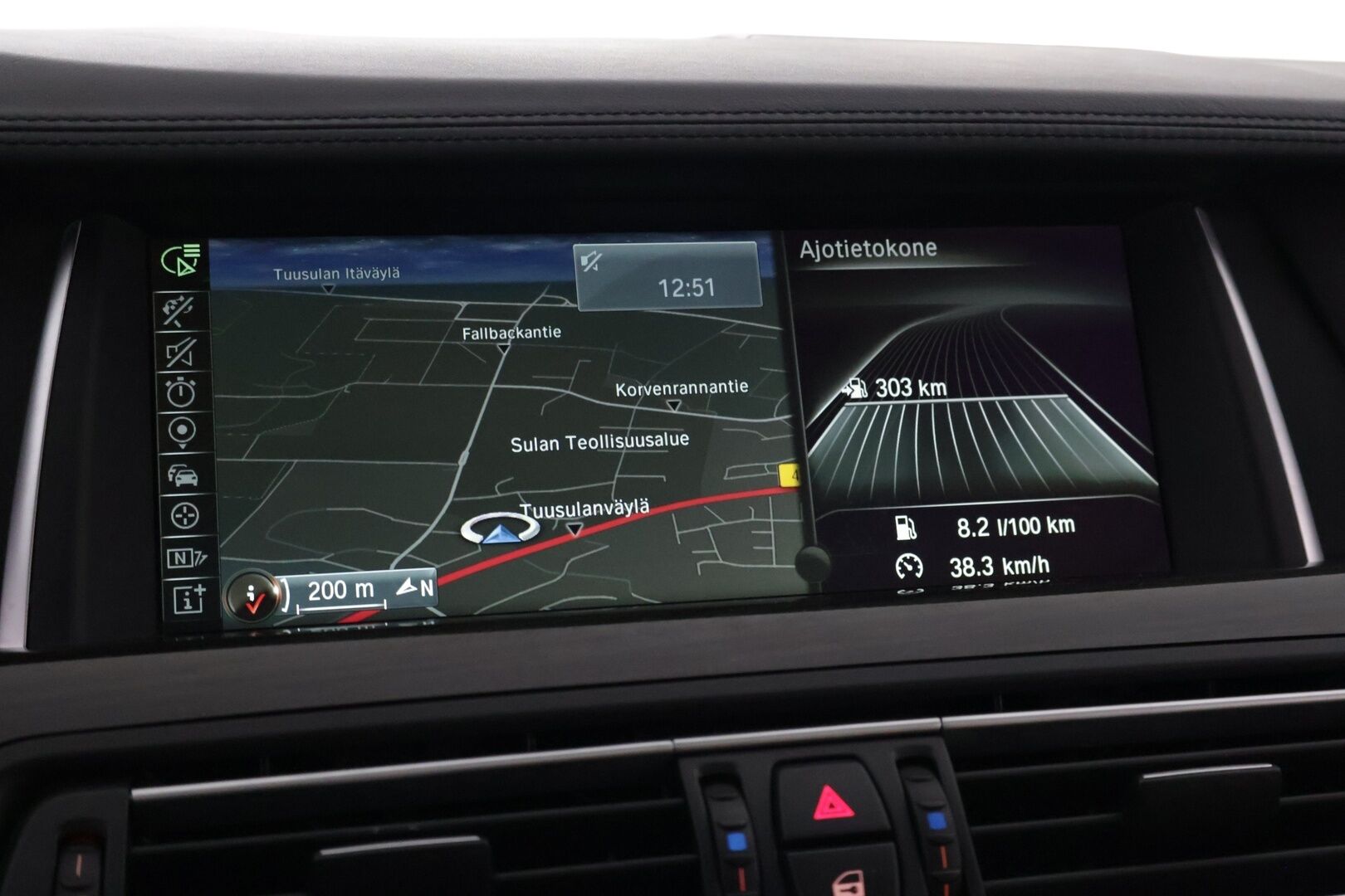 BMW M550D 2014 F11 Touring M550d Sport A xDrive - HUD | Panorama | Prof. Navi | Soft-close | Muistipenkit | Sporttinahat | Shadowline | Pyritbraun Metallic | Suomi-auto | 2x vanteet & renkaat