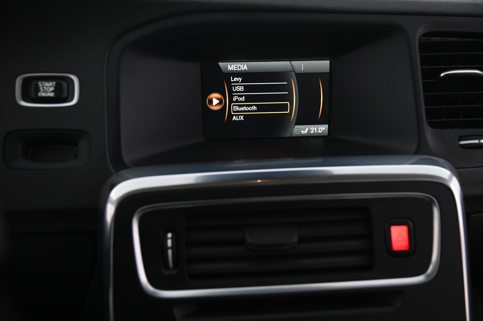 Volvo S60 2014 D4 Business Summum aut - Webasto | Adapt. Vakkari | KeyLess Go | Nahkapenkit | Kuljettajan Penkki Muistilla | Juuri Katsastettu! | 2x Renkaat Aluvanteilla