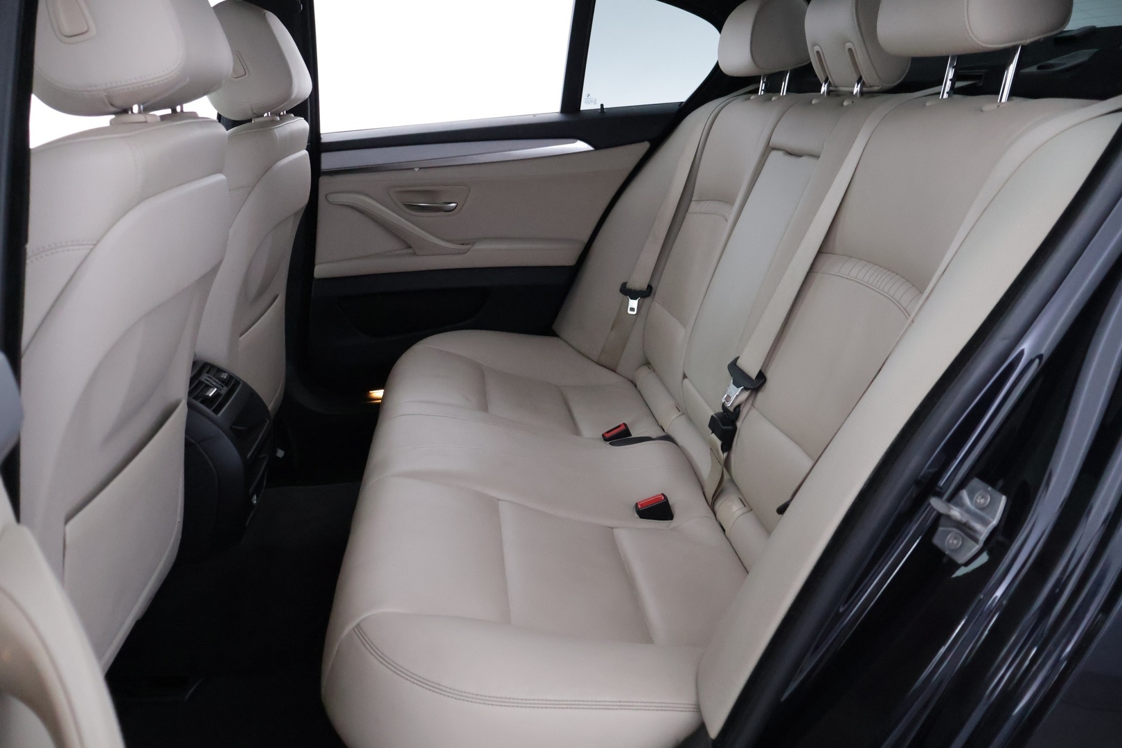 BMW 525 2014 F10 Sedan 525d TwinPower Turbo A xDrive Business Automatic *Myydään Huutokaupat.com* - *Myydään Huutokaupat.com*