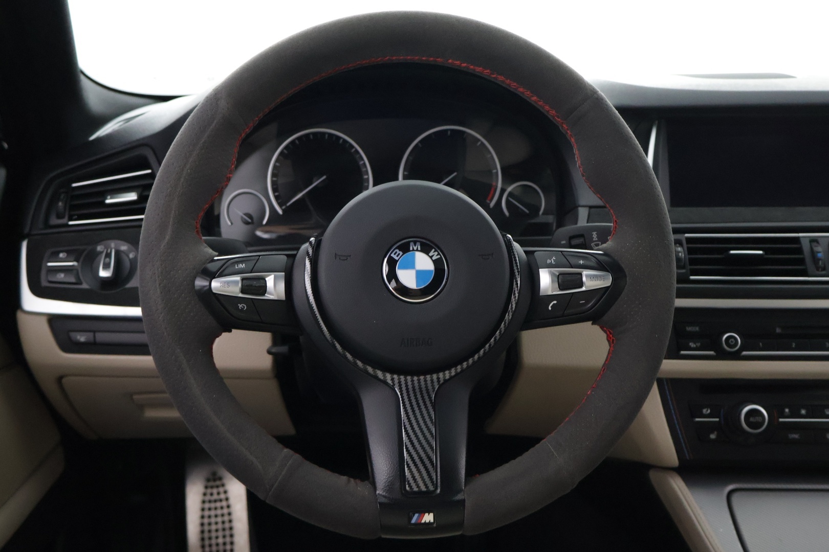 BMW 525 2014 F10 Sedan 525d TwinPower Turbo A xDrive Business Automatic *Myydään Huutokaupat.com* - *Myydään Huutokaupat.com*