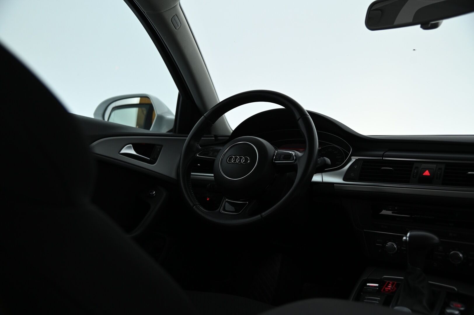 Audi A6 2014 Sedan Business Sport Edition 2,0 TDI 100 kW - Vakkari / Koukku / Sporttipenkit / S.luukku / Lohko.S.Pistoke