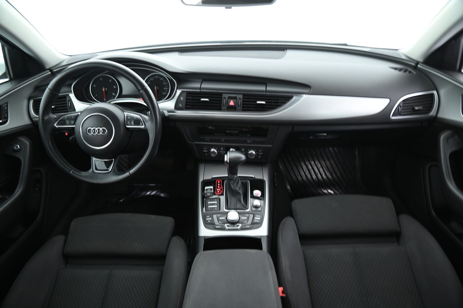Audi A6 2014 Sedan Business Sport Edition 2,0 TDI 100 kW - Vakkari / Koukku / Sporttipenkit / S.luukku / Lohko.S.Pistoke