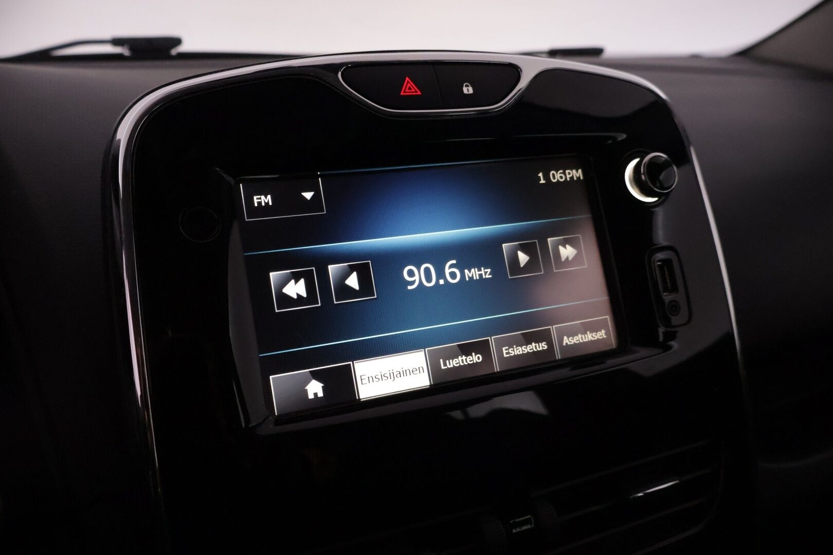 Renault Clio 2014 Energy TCe 90 Navi Style - Myydään Huutokaupat.com