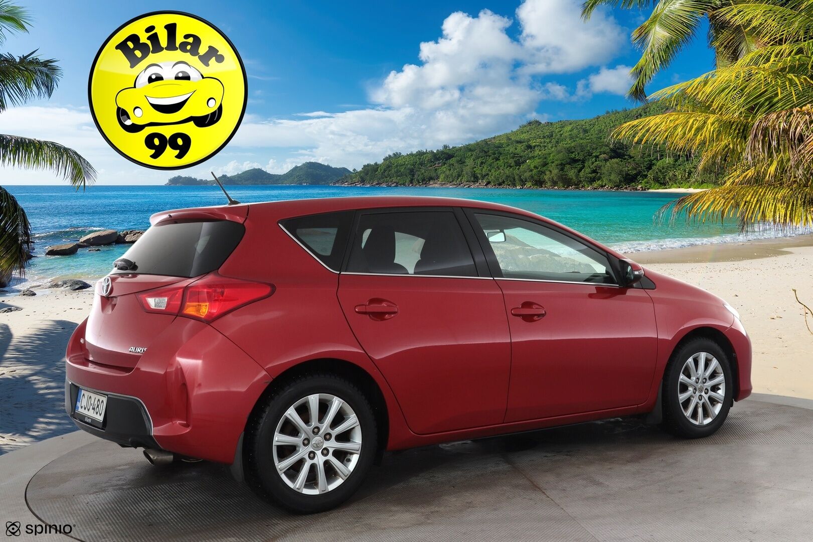 Toyota Auris 2015 1,6 Valvematic Active Edition 5ov * Vakkari / P.kamera / Lohko+Sisä / Navi / Auto.ilmastointi * - Suomi-auto / Kahdet renkaat aluvanteilla 