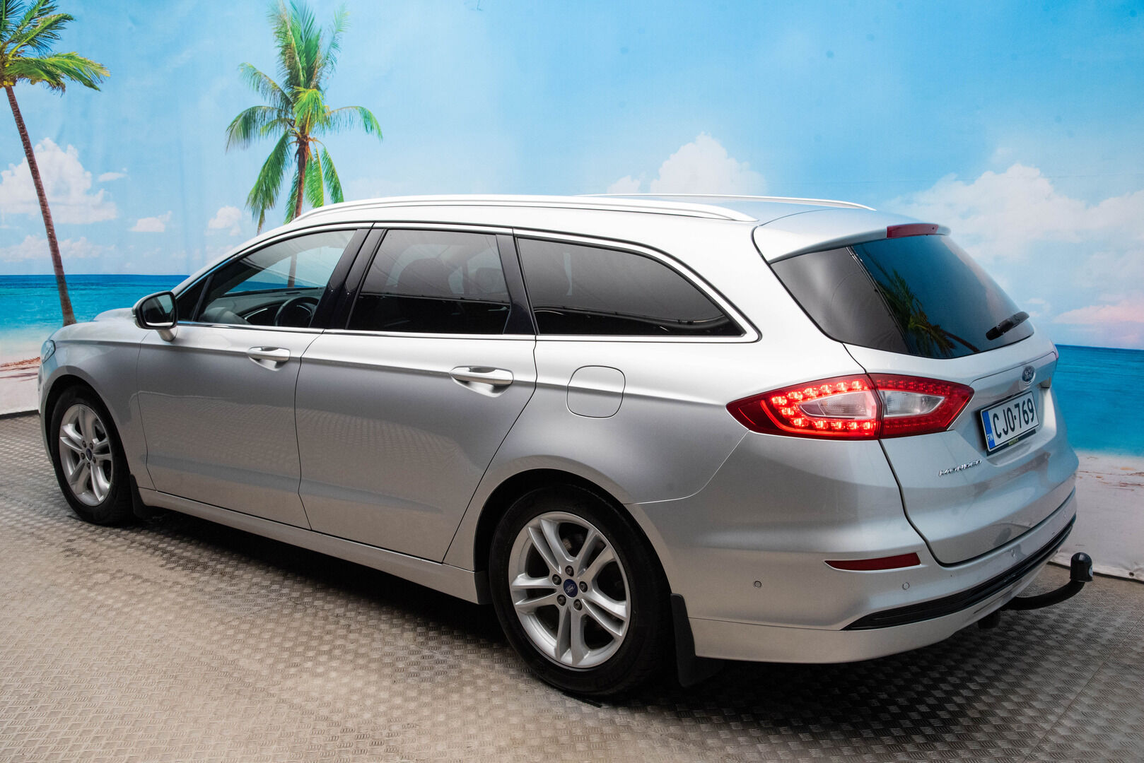 Ford Mondeo 2015 2,0 TDCi 150hv PowerShift Titanium Business Wagon - Myydään  Huutokaupat.com - Suomi-auto | Webasto | Vetokoukku | Navi | Nahka-alcantara