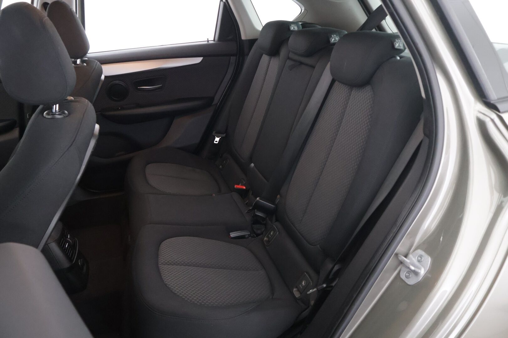 BMW 218 2015 F45 Active Tourer 218i A Business - ** Vakkari / Lohko / Xenon / Bluetooth **