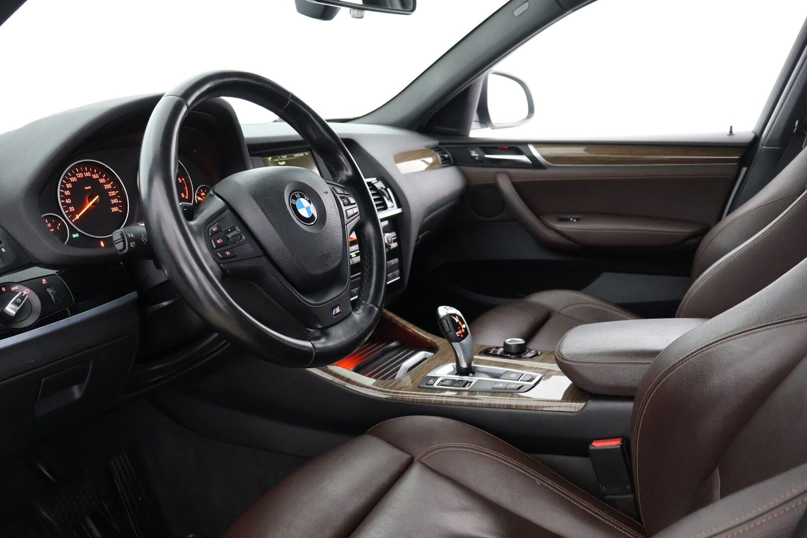 BMW X4 2015 F26 xDrive20d A Business - HiFi | Adapt.Xenon | Koukku | Sportti penkit | Nahkasisusta | M-Sport ratti | Lohkolämmitin 
