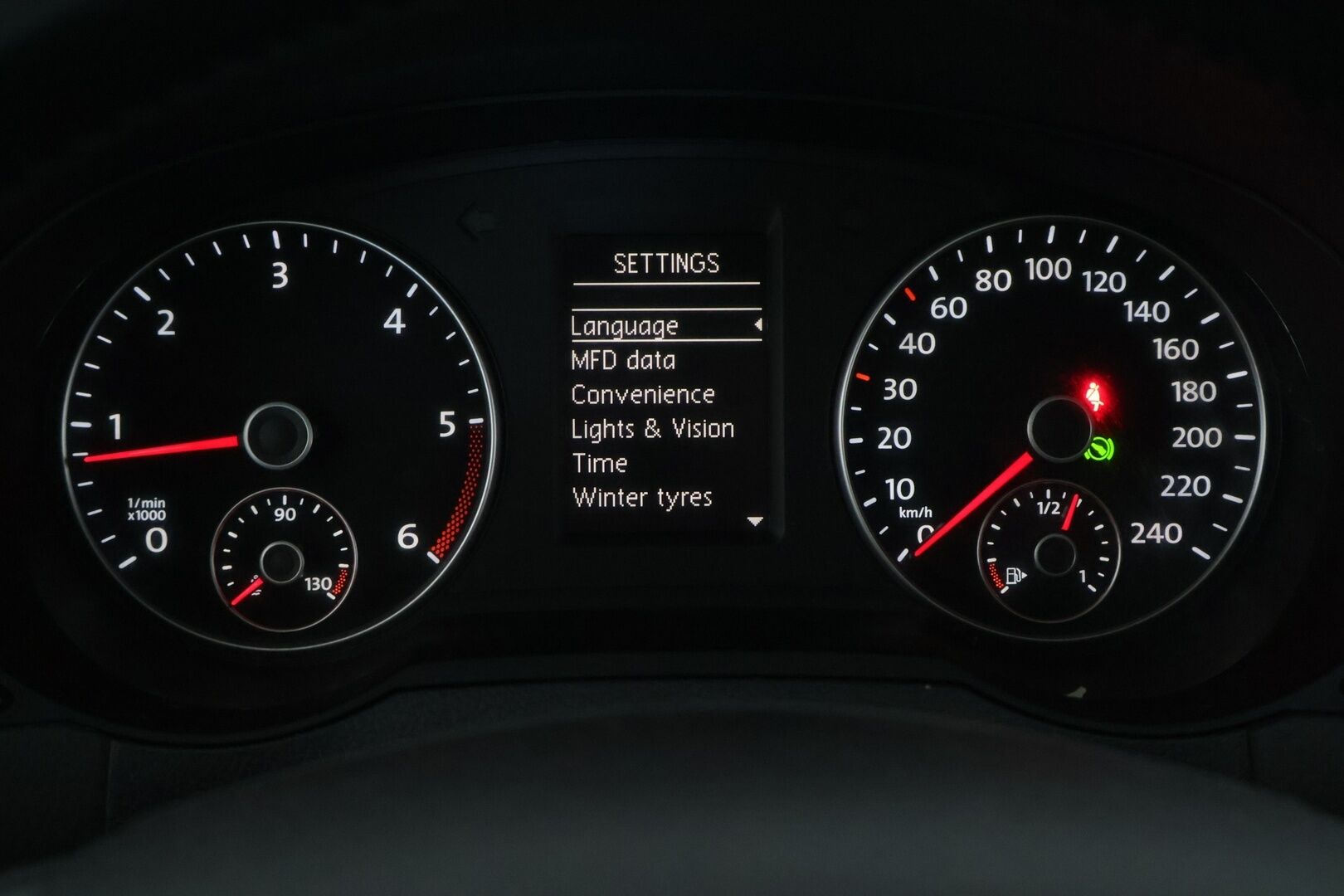 Seat Alhambra 2015 2,0 TDI 140 Style Business DSG 7H ** 7-Paikkainen / Panorama / Sähköiset liukuovet / Koukku** - Kahdet renkaat / Juuri katsastettu / Vakkari / Tutkat