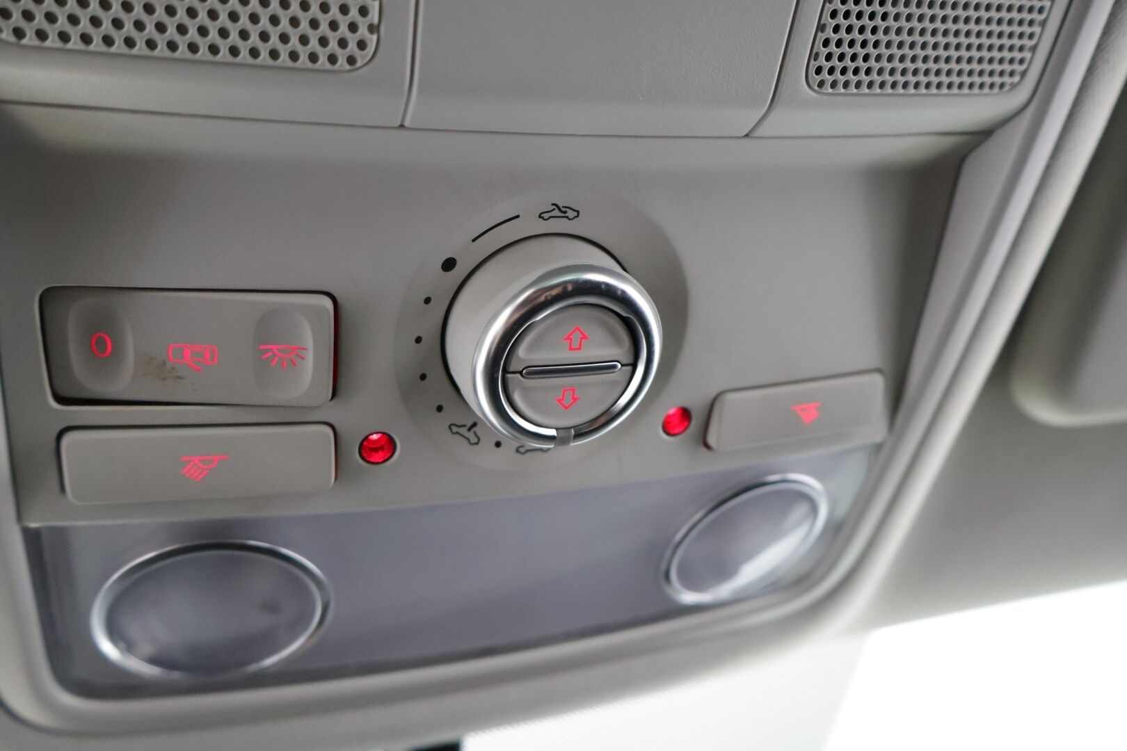 Seat Alhambra 2015 2,0 TDI 140 Style Business DSG 7H ** 7-Paikkainen / Panorama / Sähköiset liukuovet / Koukku** - Kahdet renkaat / Juuri katsastettu / Vakkari / Tutkat