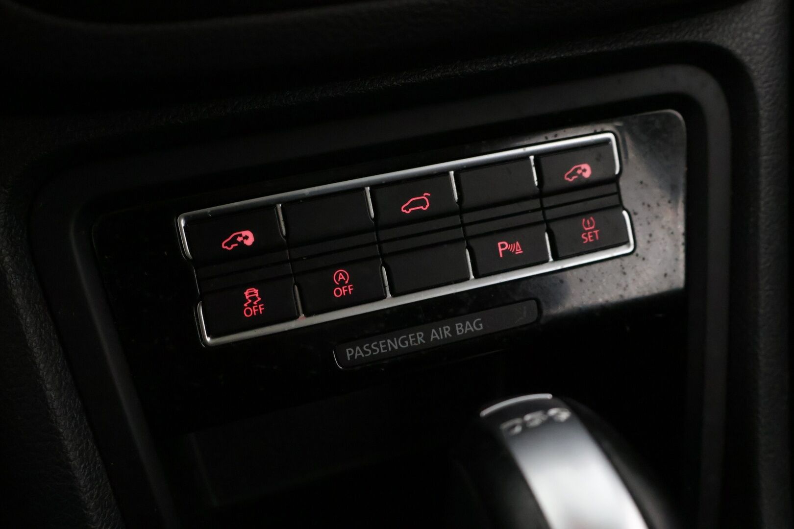 Seat Alhambra 2015 2,0 TDI 140 Style Business DSG 7H ** 7-Paikkainen / Panorama / Sähköiset liukuovet / Koukku** - Kahdet renkaat / Juuri katsastettu / Vakkari / Tutkat