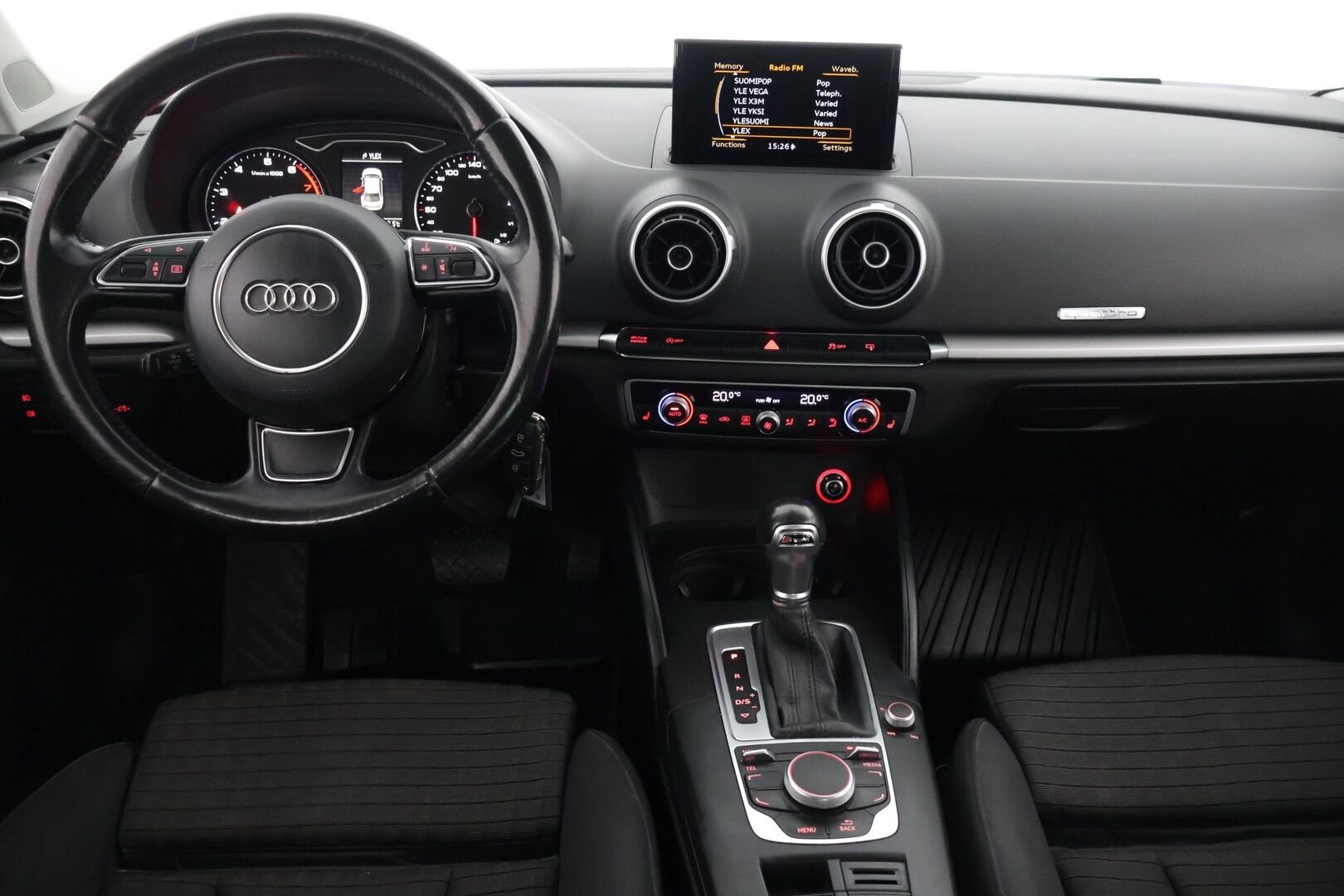 Audi A3 2015 1.8 TFSI Sedan Land of quattro 132 kW S tronic * P-tutkat / Lohkolämmitin / Xenon * - Katsastettu 9/2025 * Suomi-auto