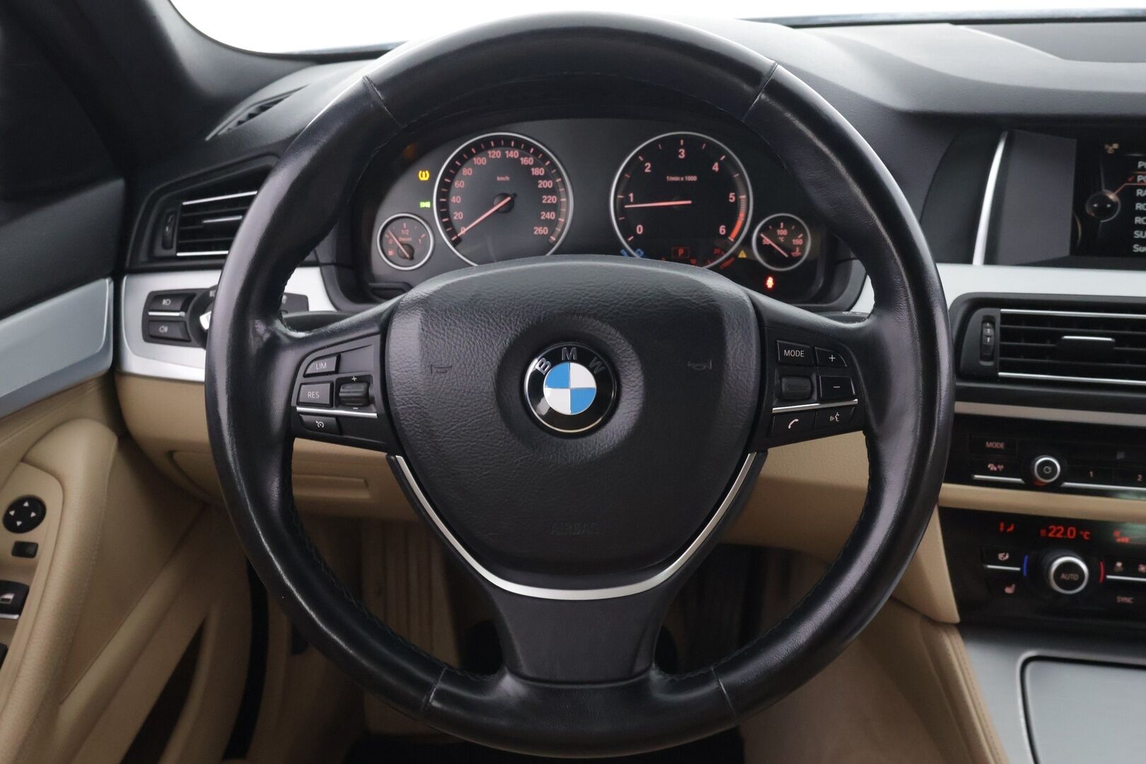 BMW 520 2015 F10 Sedan 520d TwinPower Turbo A Limited xDrive Edition Exclusive