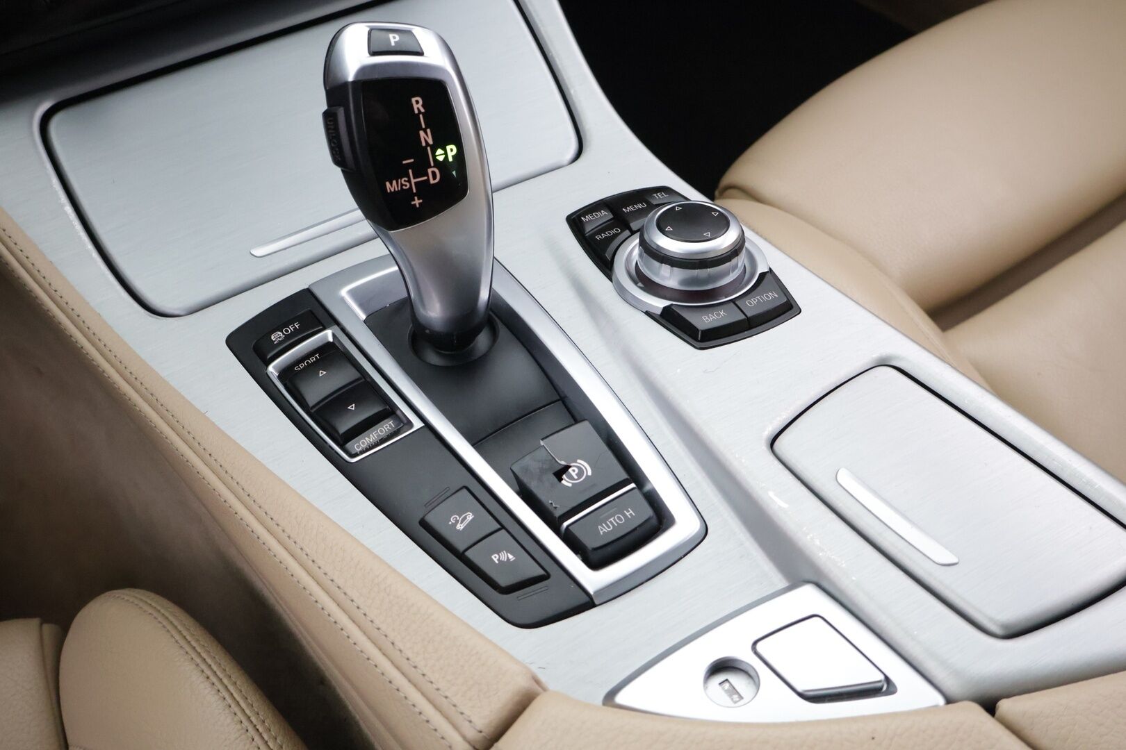 BMW 520 2015 F10 Sedan 520d TwinPower Turbo A Limited xDrive Edition Exclusive