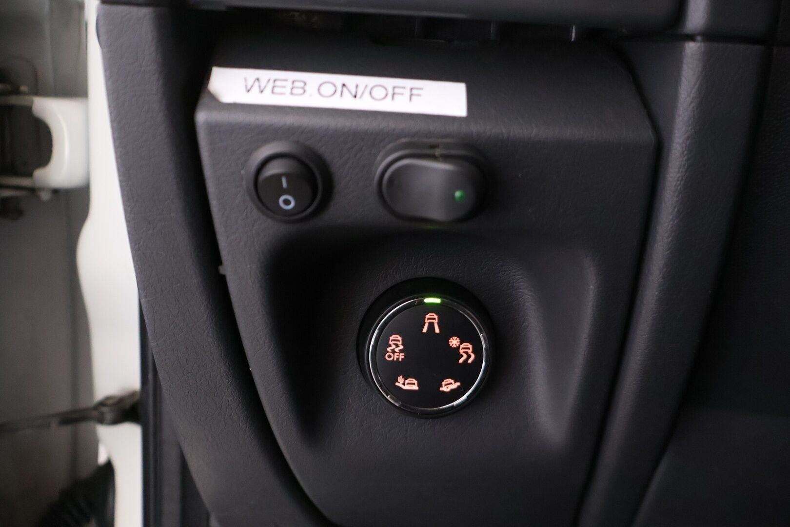 Toyota Proace 2016 L2H1 2,0 D 128 Active - YritysOutlet - Myydään vain yrityksille - *Suomi-auto | Merkkihuollettu | Vetokoukku | Lohkolämmitin sisäpistokkeella | Webasto | Peruutuskamera | Pariovet takana*