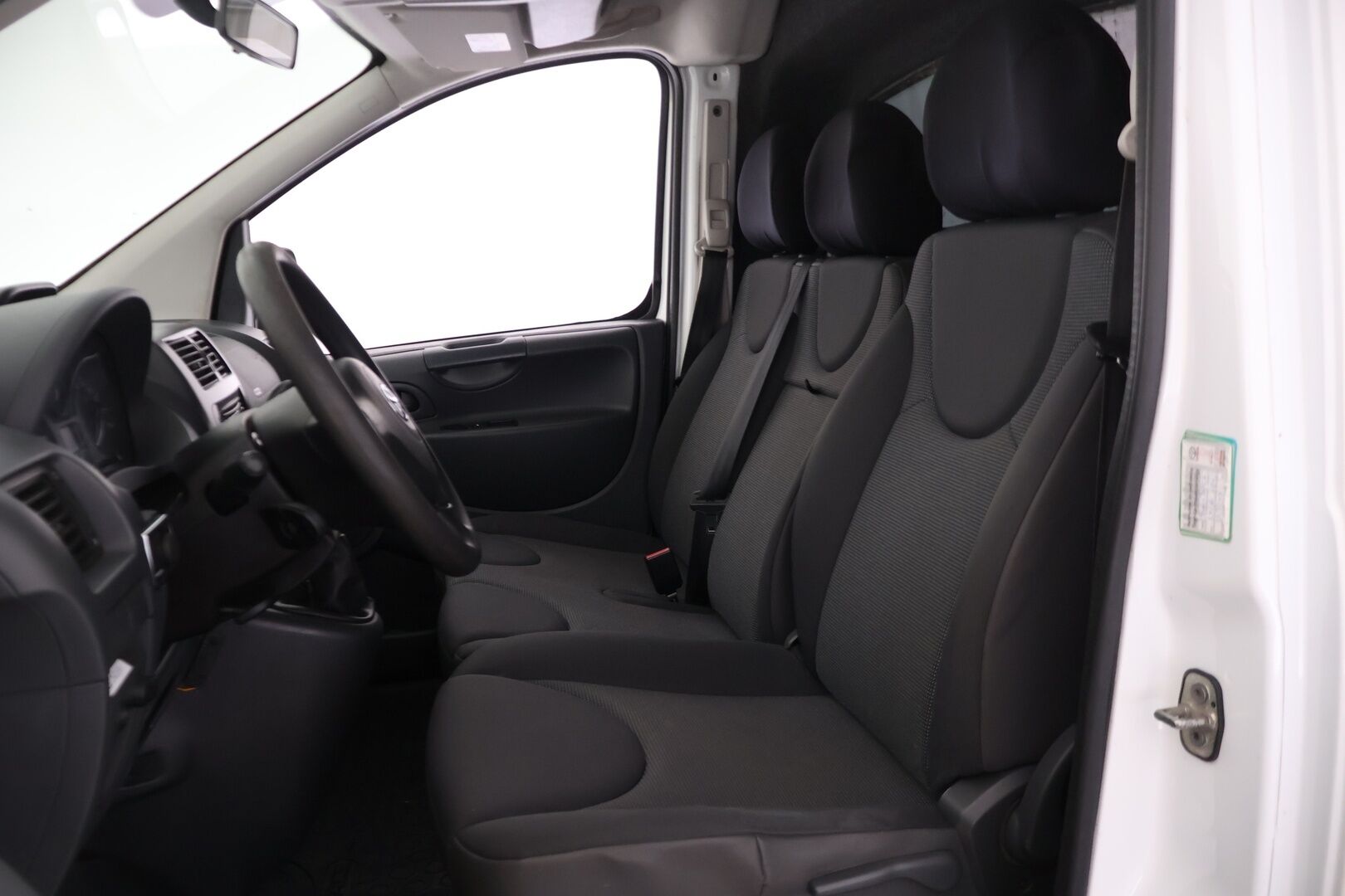 Toyota Proace 2016 L2H1 2,0 D 128 Active - YritysOutlet - Myydään vain yrityksille - *Suomi-auto | Merkkihuollettu | Vetokoukku | Lohkolämmitin sisäpistokkeella | Webasto | Peruutuskamera | Pariovet takana*