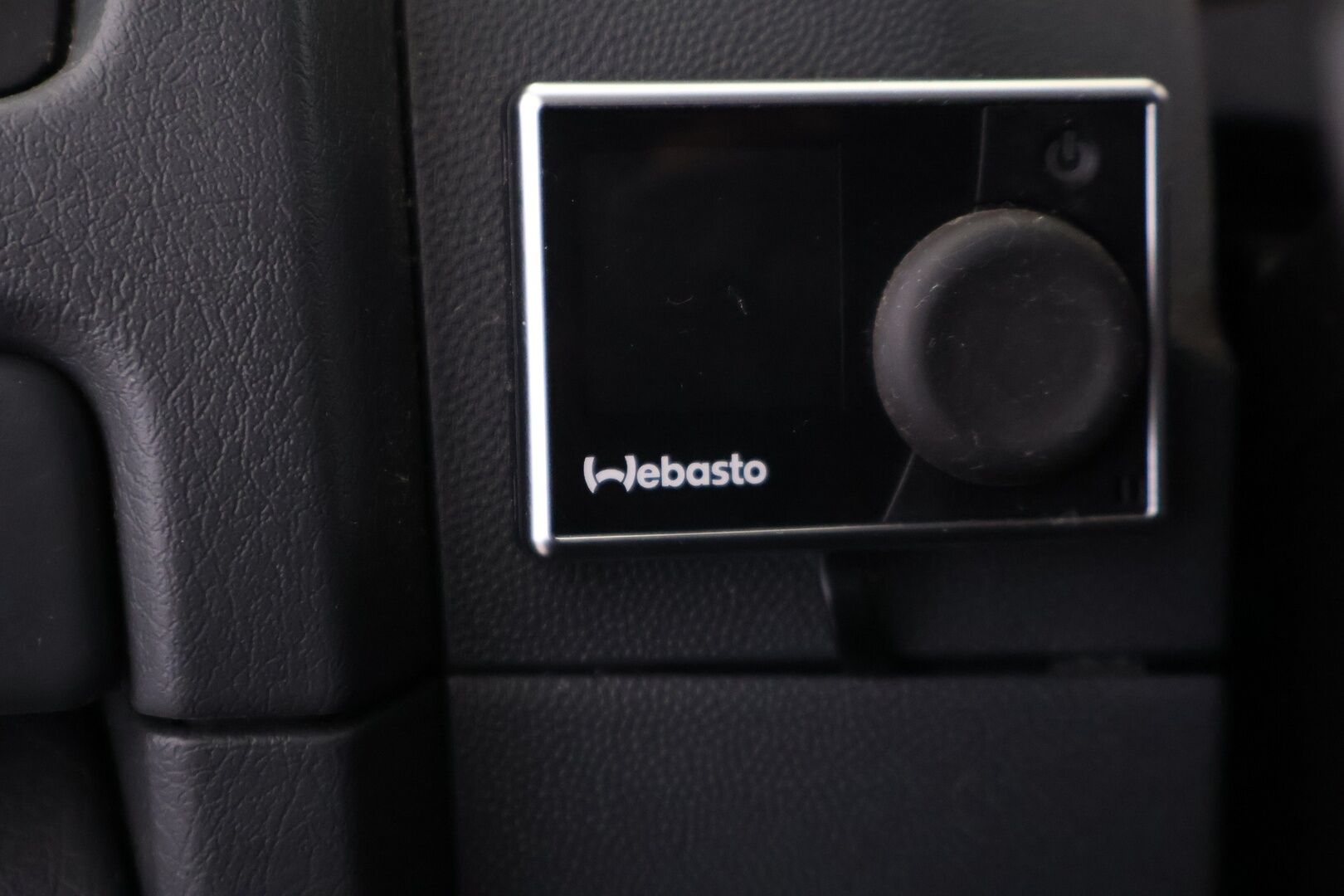 Toyota Proace 2016 L2H1 2,0 D 128 Active - YritysOutlet - Myydään vain yrityksille - *Suomi-auto | Merkkihuollettu | Vetokoukku | Lohkolämmitin sisäpistokkeella | Webasto | Peruutuskamera | Pariovet takana*