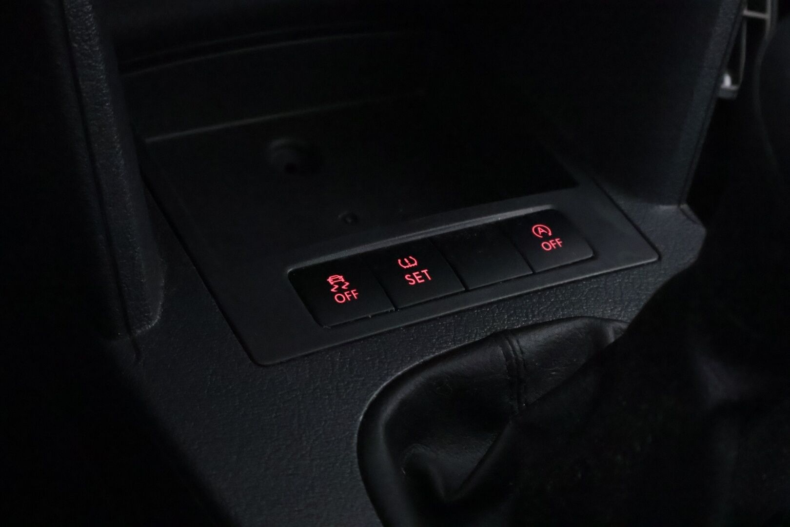 Volkswagen Caddy Maxi 2015 Trendline Family 1,6 TDI 75 kW BlueMotion Technology 7-Paikkainen * Suomiauto / Vetokoukku / Vakkari / Lohko & Sisäpistoke! - Suomiauto / Jakopää tehty / Juuri tullut Tampereelle!