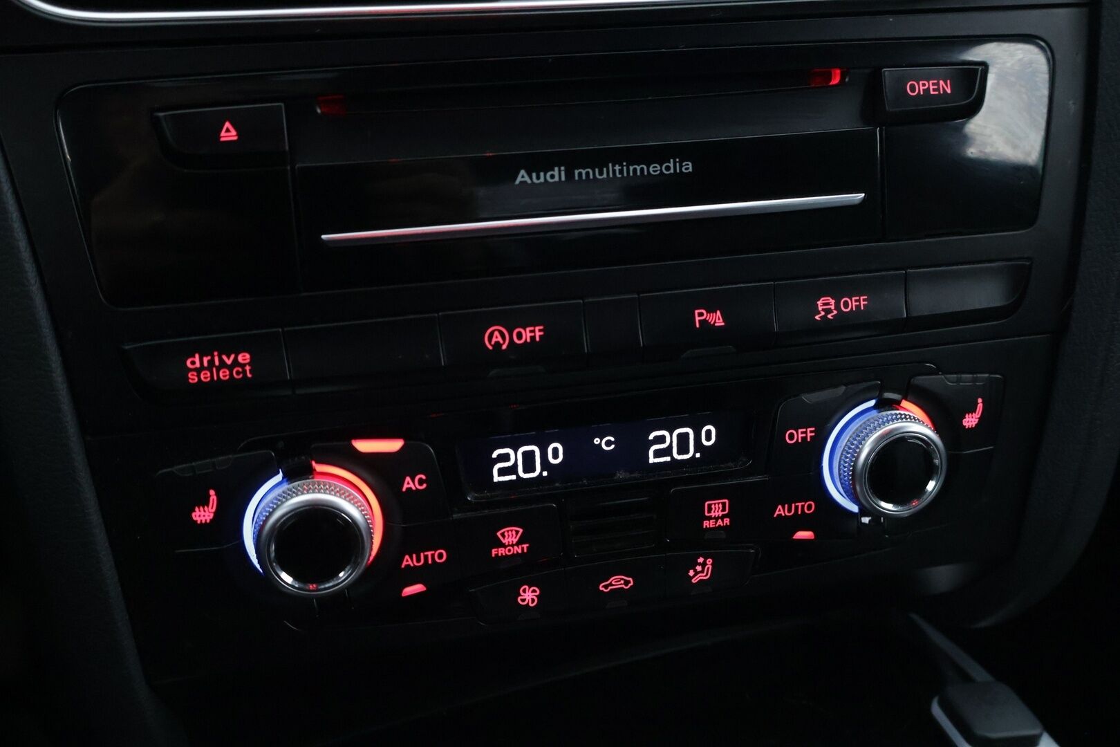 Audi A5 2011 S-Line 3.0 TDI V6 *MYYDÄÄN HUUTOKAUPAT.COMISSA* - Lue ilmoitus, fiksu auto! *