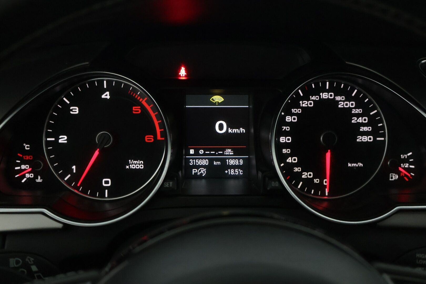 Audi A5 2011 S-Line 3.0 TDI V6 *MYYDÄÄN HUUTOKAUPAT.COMISSA* - Lue ilmoitus, fiksu auto! *
