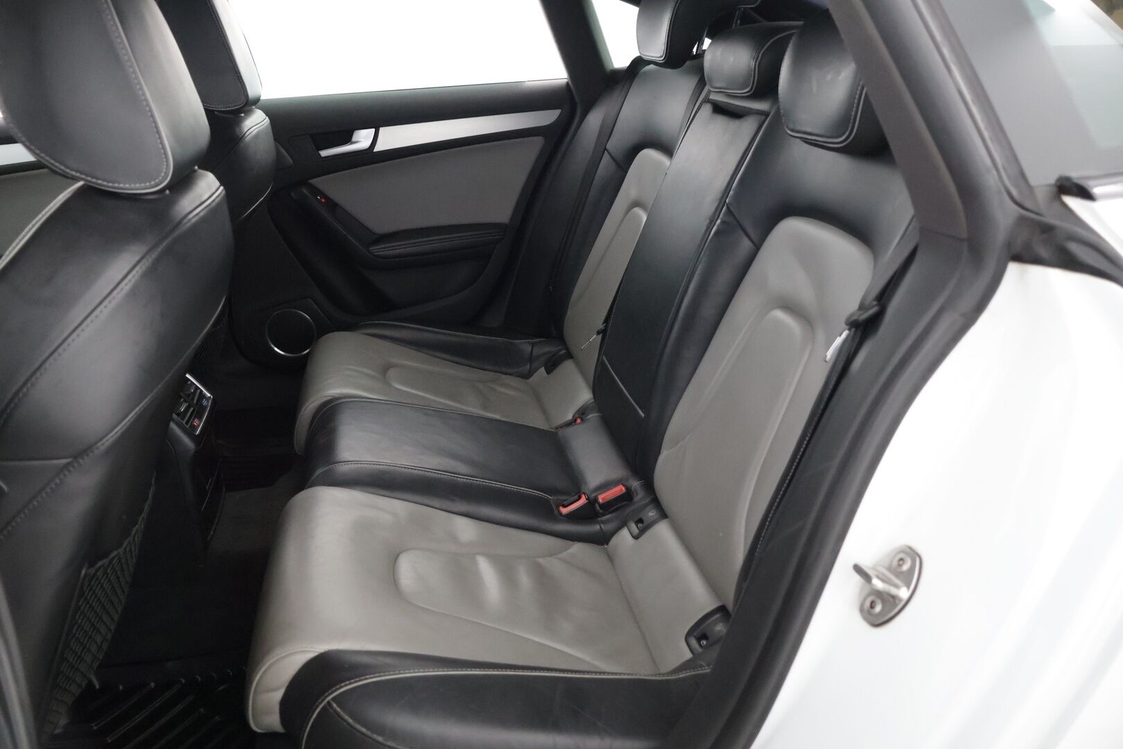 Audi A5 2011 S-Line 3.0 TDI V6 *MYYDÄÄN HUUTOKAUPAT.COMISSA* - Lue ilmoitus, fiksu auto! *