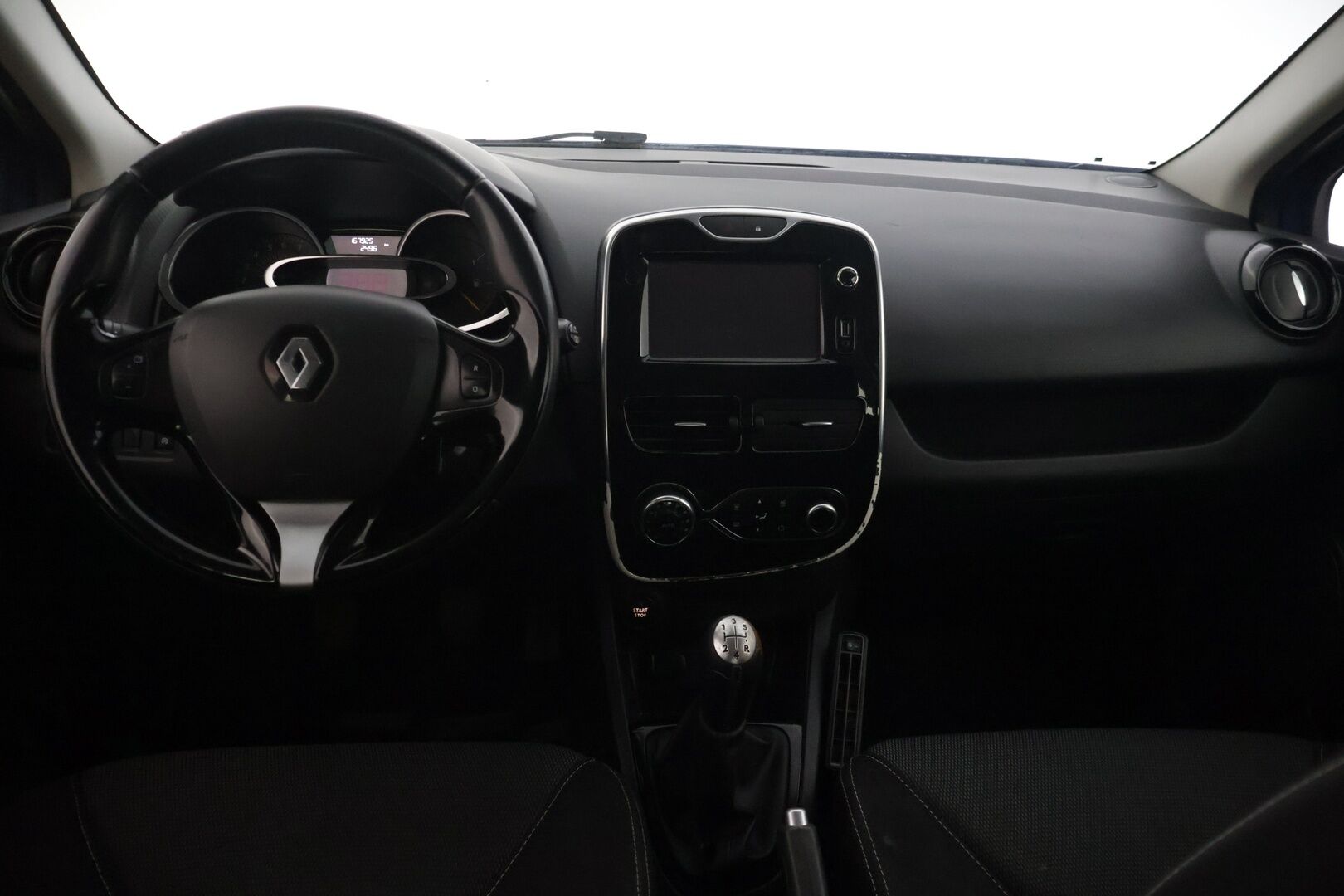 Renault Clio 2015 Energy TCe 90 GT Line - | Tämä auto myydään YritysOutlet -valikoimasta vain yritykselle | Lohkolämmitin | Vakionopeudensäädin | P. Tutka | Navi |