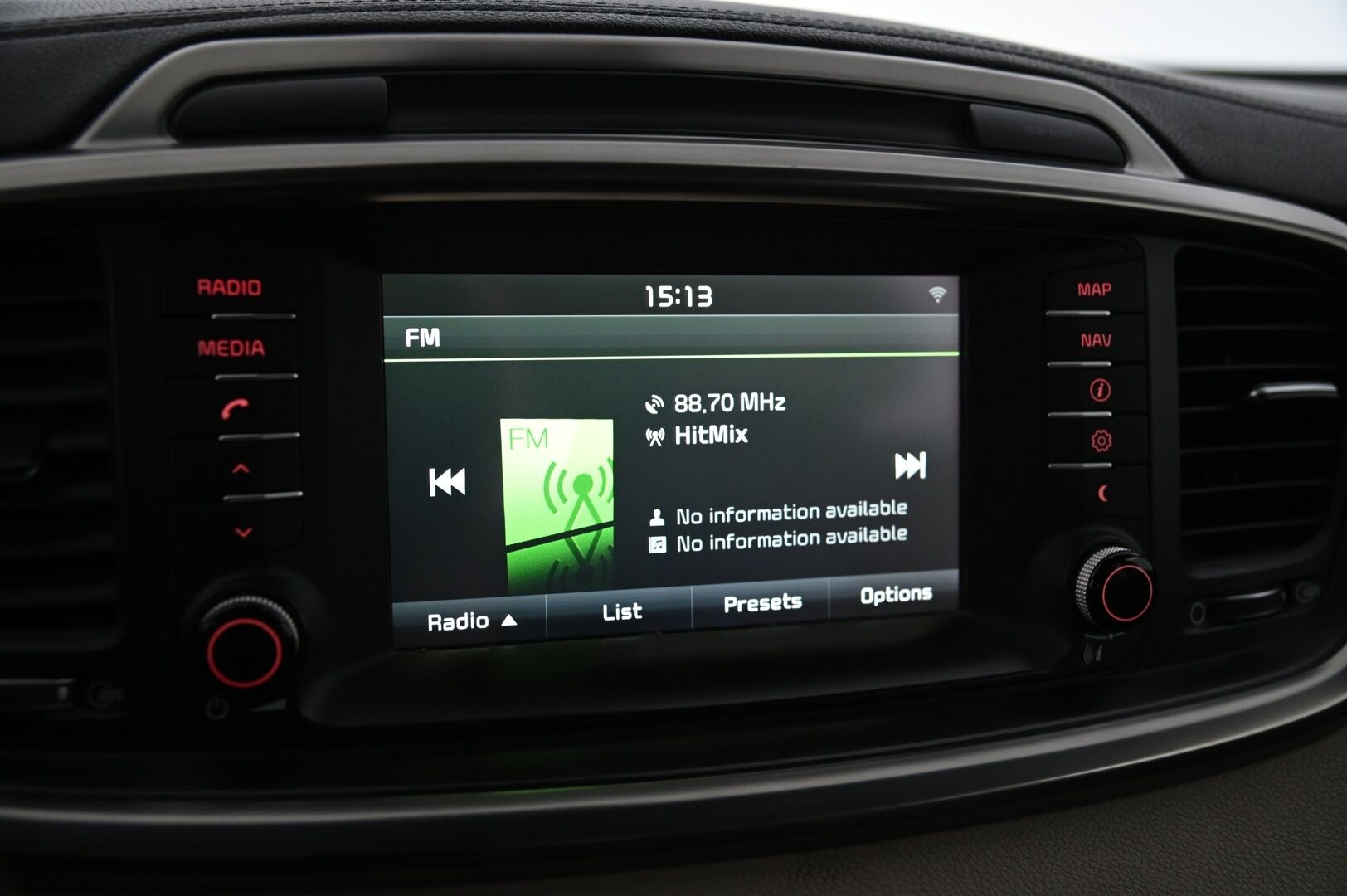 Kia Sorento 2015 2,2 CRDi AWD Business Premium A/T 5P *Myydään Huutokaupat.com* *Ilmastoidut ja lämitettävät nahat / Blis / Sähköpenkit / Kamera / Koukku* - *Webasto / Juuri huollettu / 2x renkaat ja vanteet / Suomiauto / Auto myydään Huutokaupat.com kautta https://huutokaupat.com/kohde/5752636/kia-sorento