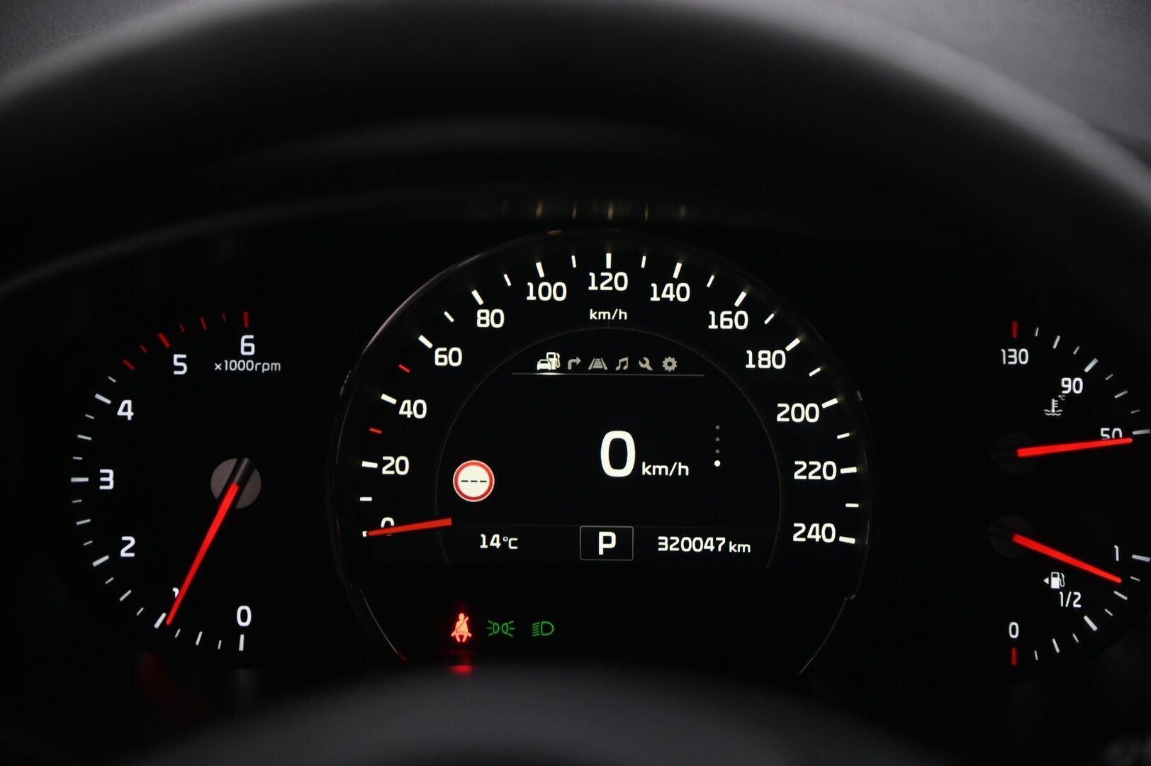 Kia Sorento 2015 2,2 CRDi AWD Business Premium A/T 5P *Myydään Huutokaupat.com* *Ilmastoidut ja lämitettävät nahat / Blis / Sähköpenkit / Kamera / Koukku* - *Webasto / Juuri huollettu / 2x renkaat ja vanteet / Suomiauto / Auto myydään Huutokaupat.com kautta https://huutokaupat.com/kohde/5752636/kia-sorento