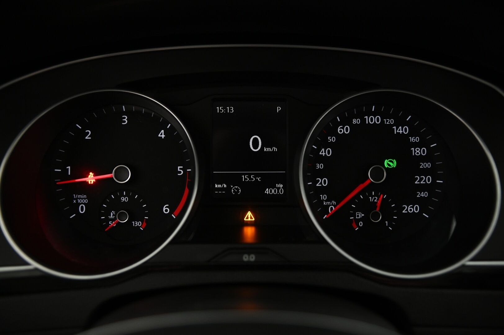 Volkswagen Passat 2015 Variant Comfortline 2,0 TDI 140 kW 4Motion *Sähkö kontti / Vetokoukku / Sportti penkit / Keyless / Tutkat* - Suomi-auto / Kahdet renkaat / Juuri katsastettu / Hyvät huollot - HULLUT AVAJAISHULINAT KORKOTARJOUS 3,29 %