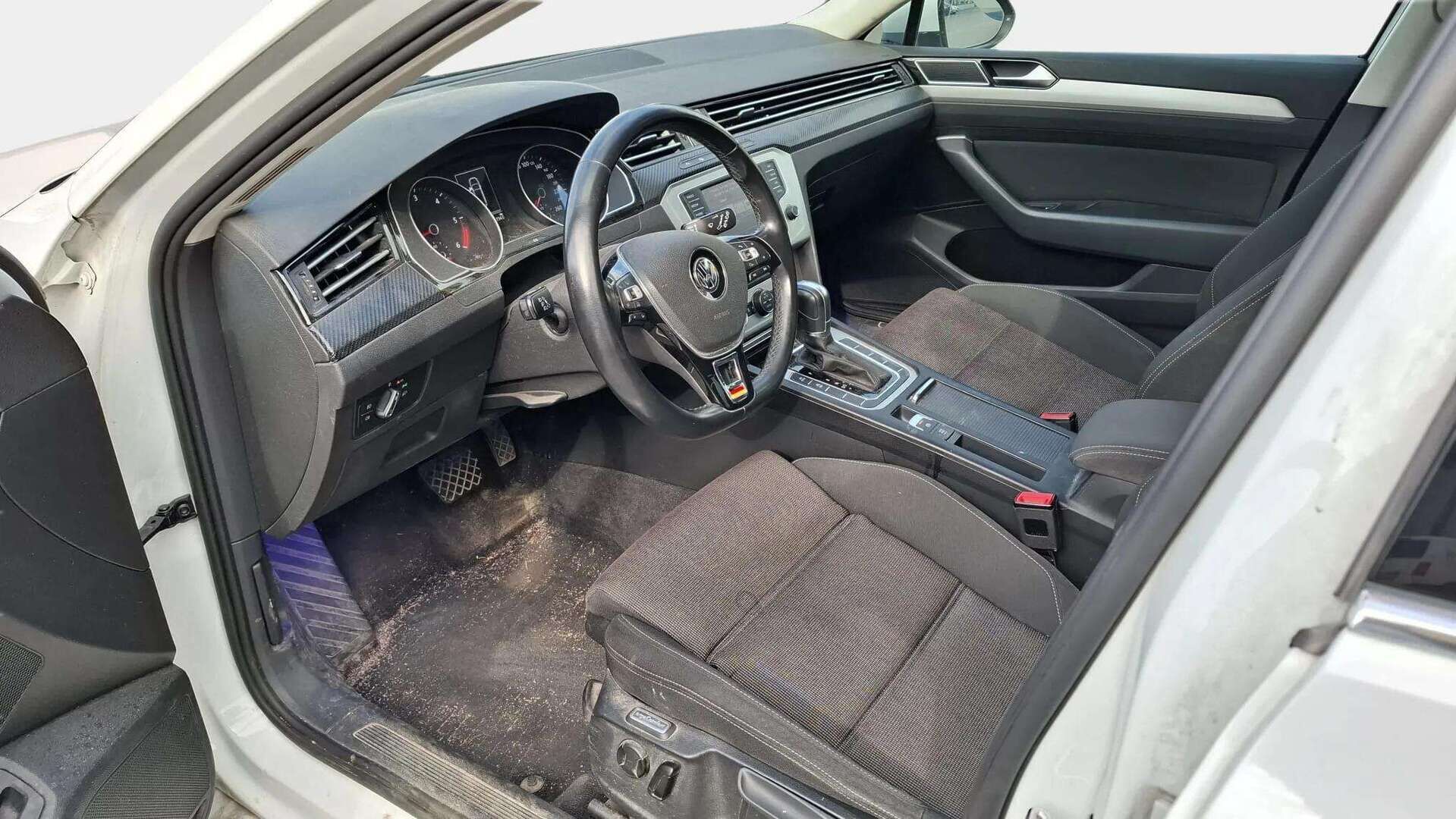 Volkswagen Passat 2015 Variant Comfortline 1,6 TDI 88 kW (120 hv) BlueMotion Technology DSG-automaatti - YritysOutlet - Myydään vain yrityksille | Kysy lisätiedot myyjältä!