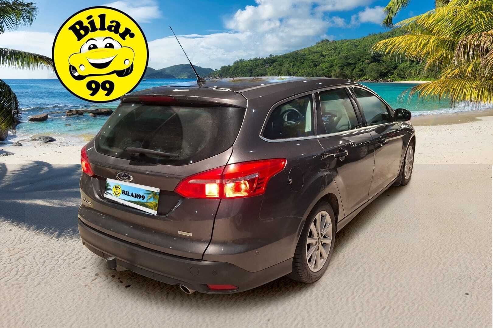 Ford Focus 2015 1,5 EcoBoost 182hv Titanium / 2. Om- Suomi auto / Lohkolämmitin / Vetokoukku / Huoltokirja / Lämm. Tuuliasi / 2x Renkaat - Metalliväri / 182 hevosvoimainen moottori! 