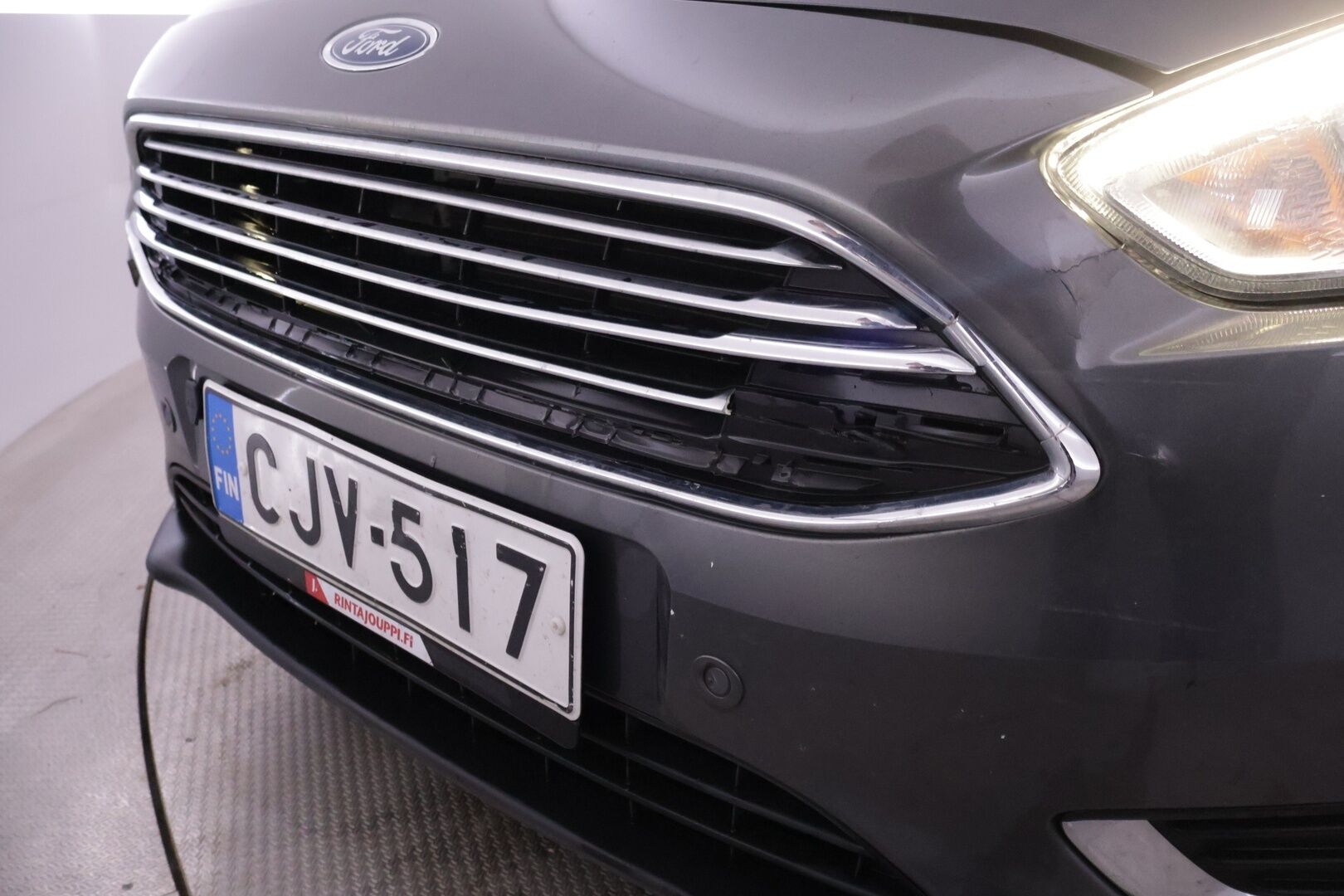Ford Focus 2015 1,5 TDCi 120 hv Start/stop PowerShift A6 Titanium Wagon - Myydään Huutokaupat.com - | Suomi-auto | Ei Adblue | Vetokoukku | Ratin. lämm | Lämm. tuulilasi | P.kamera | Vakkari | Lohkolämmitin | Tutkat | Xenon | Metalliväri |