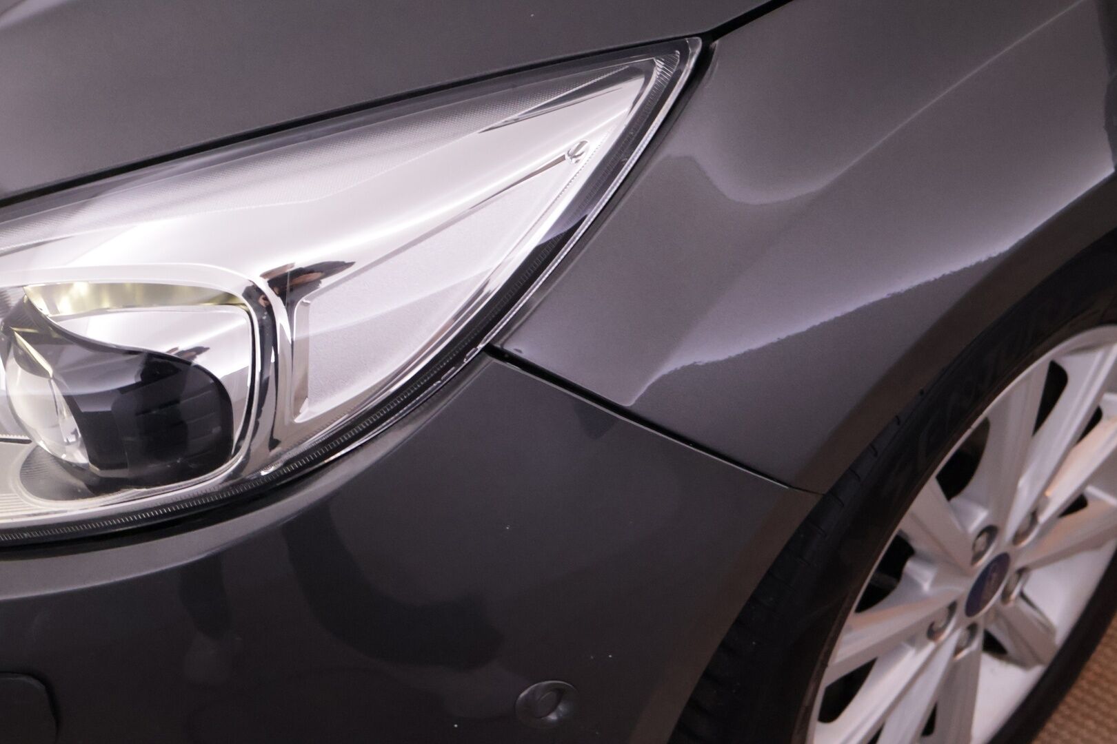 Ford Focus 2015 1,5 TDCi 120 hv Start/stop PowerShift A6 Titanium Wagon - Myydään Huutokaupat.com - | Suomi-auto | Ei Adblue | Vetokoukku | Ratin. lämm | Lämm. tuulilasi | P.kamera | Vakkari | Lohkolämmitin | Tutkat | Xenon | Metalliväri |