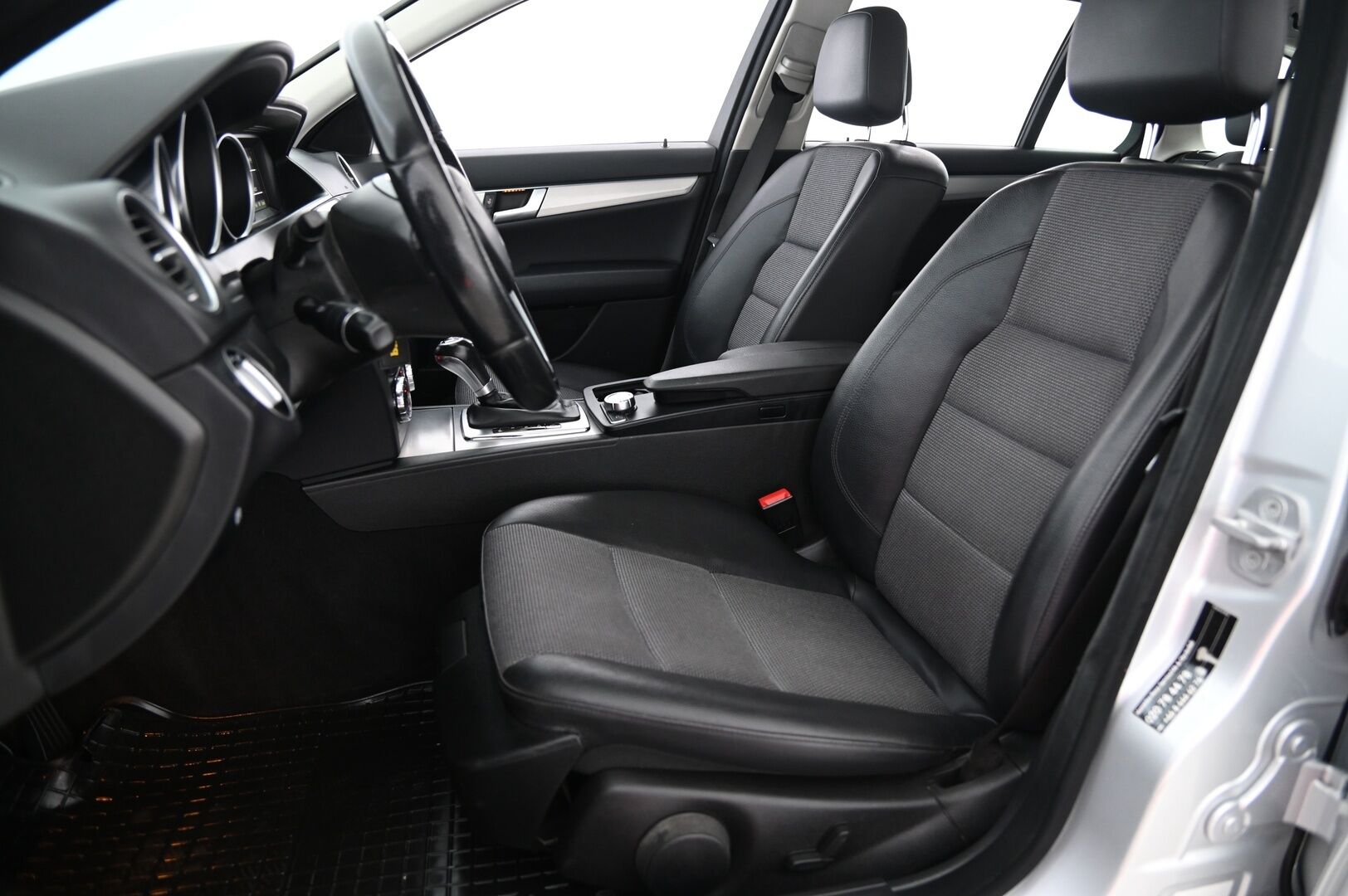 Mercedes-Benz C 2012 C 220 CDI Avantgarde *Vetokoukku / Vakkari  / Xenon* - *Juuri saapunut / 2x renkaat ja vanteet*