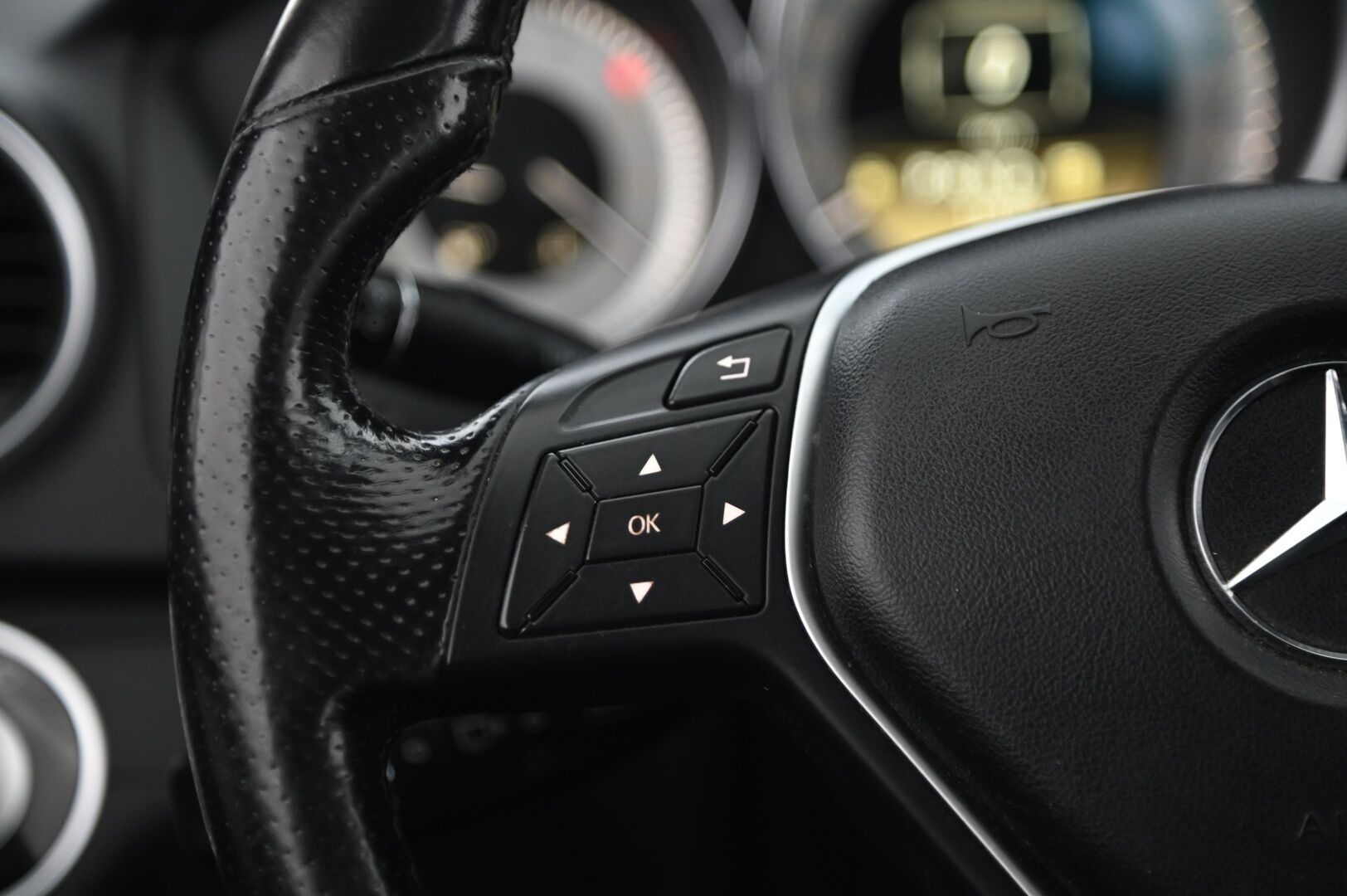 Mercedes-Benz C 2012 C 220 CDI Avantgarde *Vetokoukku / Vakkari  / Xenon* - *Juuri saapunut / 2x renkaat ja vanteet*