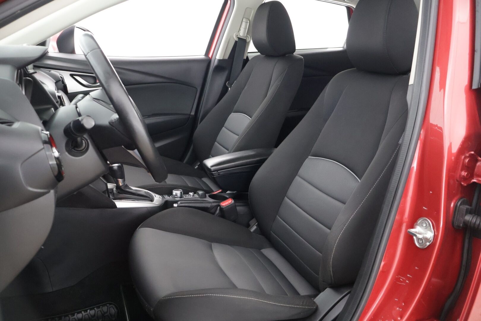 Mazda CX-3 2015 2,0 (120) SKYACTIV-G Premium Plus 6AT EC2 *Suomi-auto / Lohko / P.Kamera / Navi* - *LED / Tutkat / Kaistavahti*